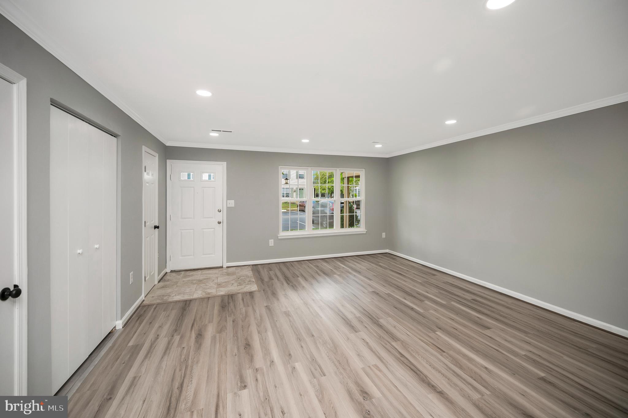 SOUTH COVE - Residential