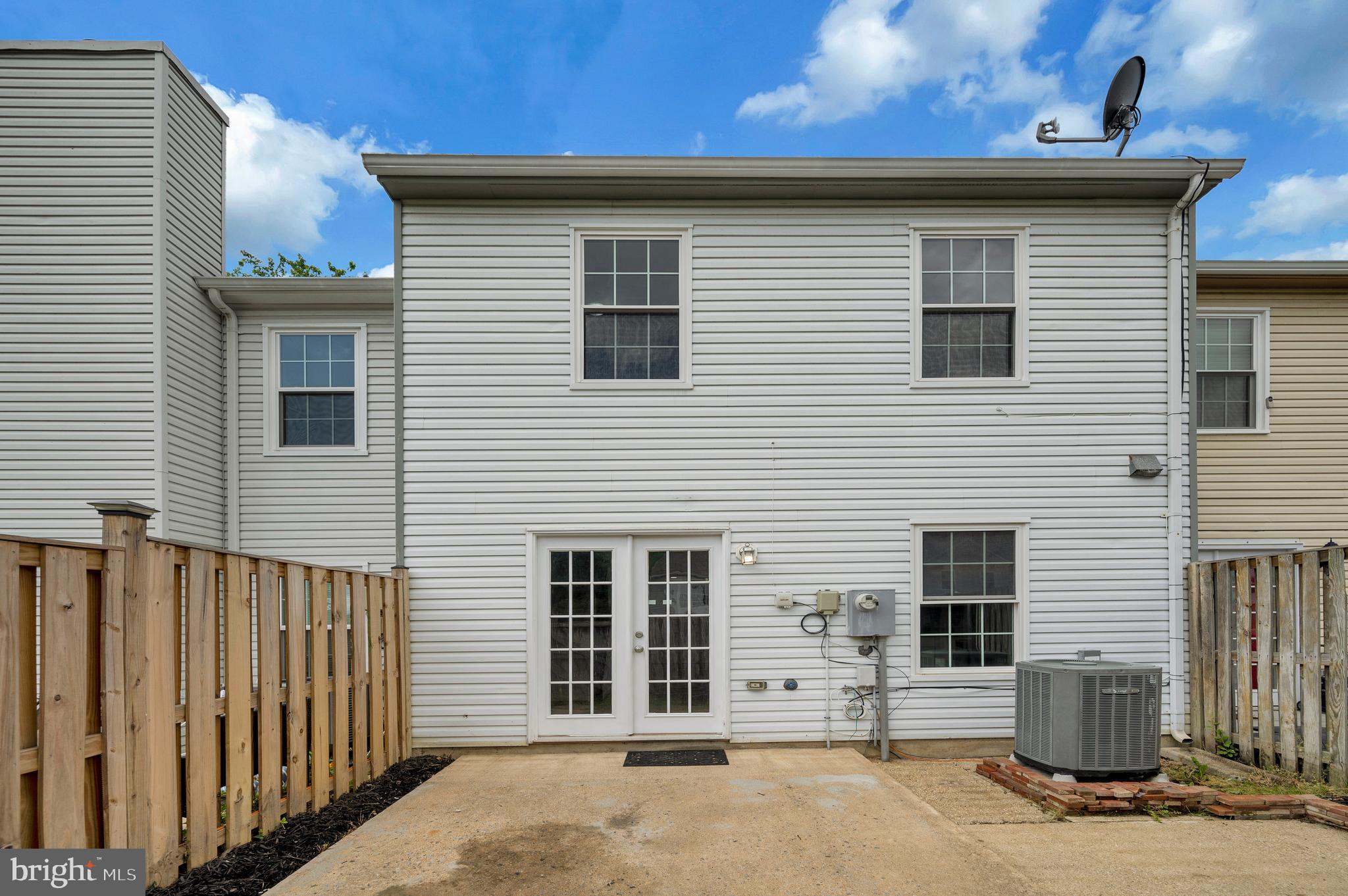 SOUTH COVE - Residential