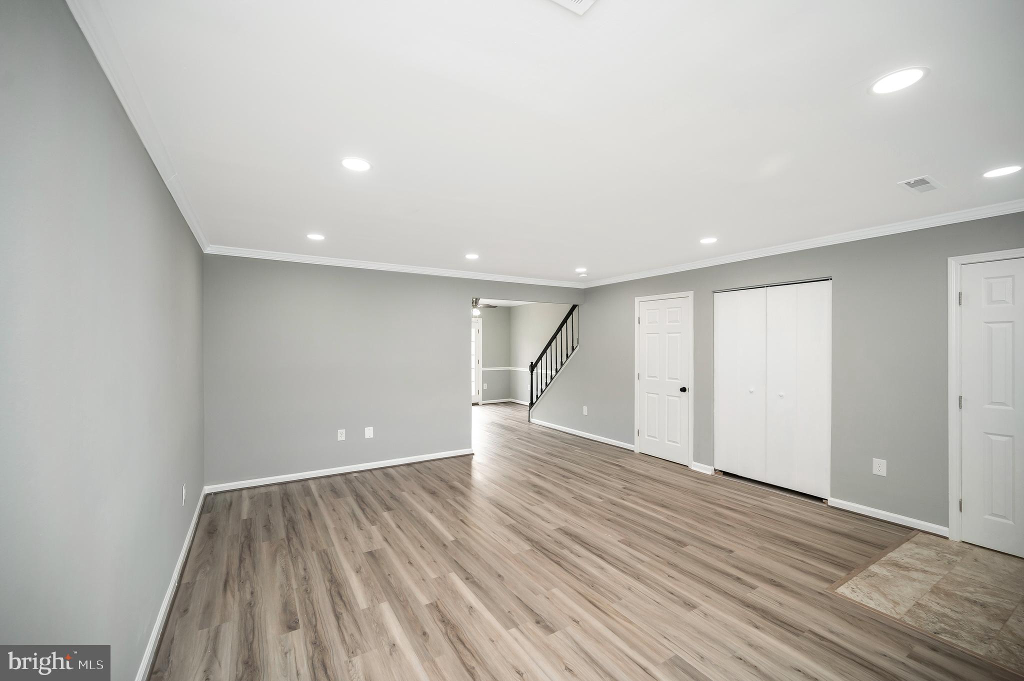 SOUTH COVE - Residential