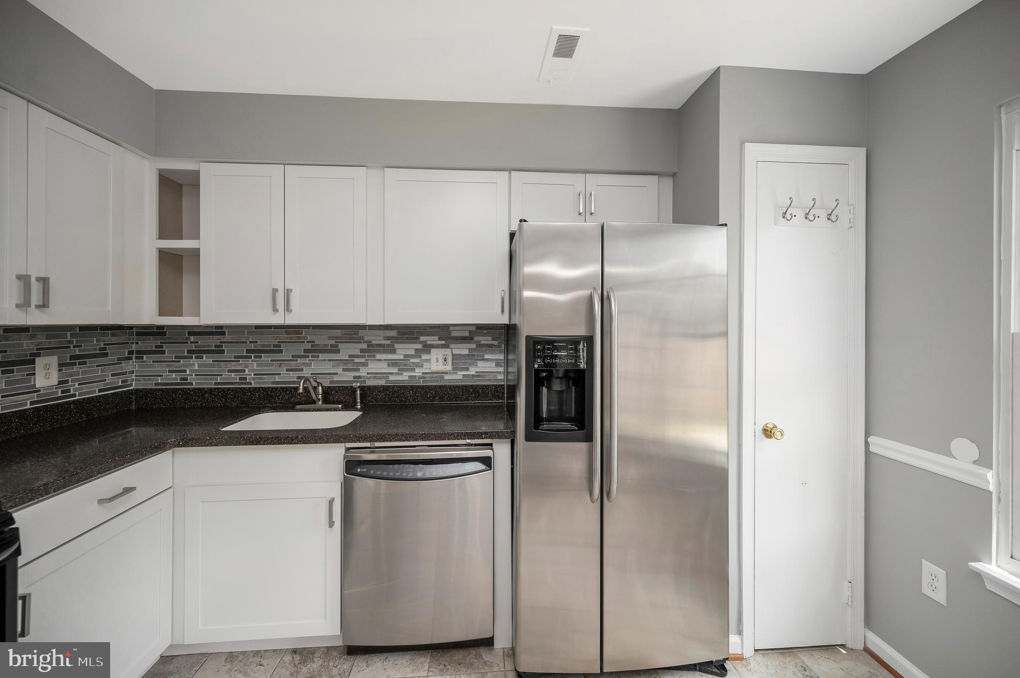SOUTH COVE - Residential