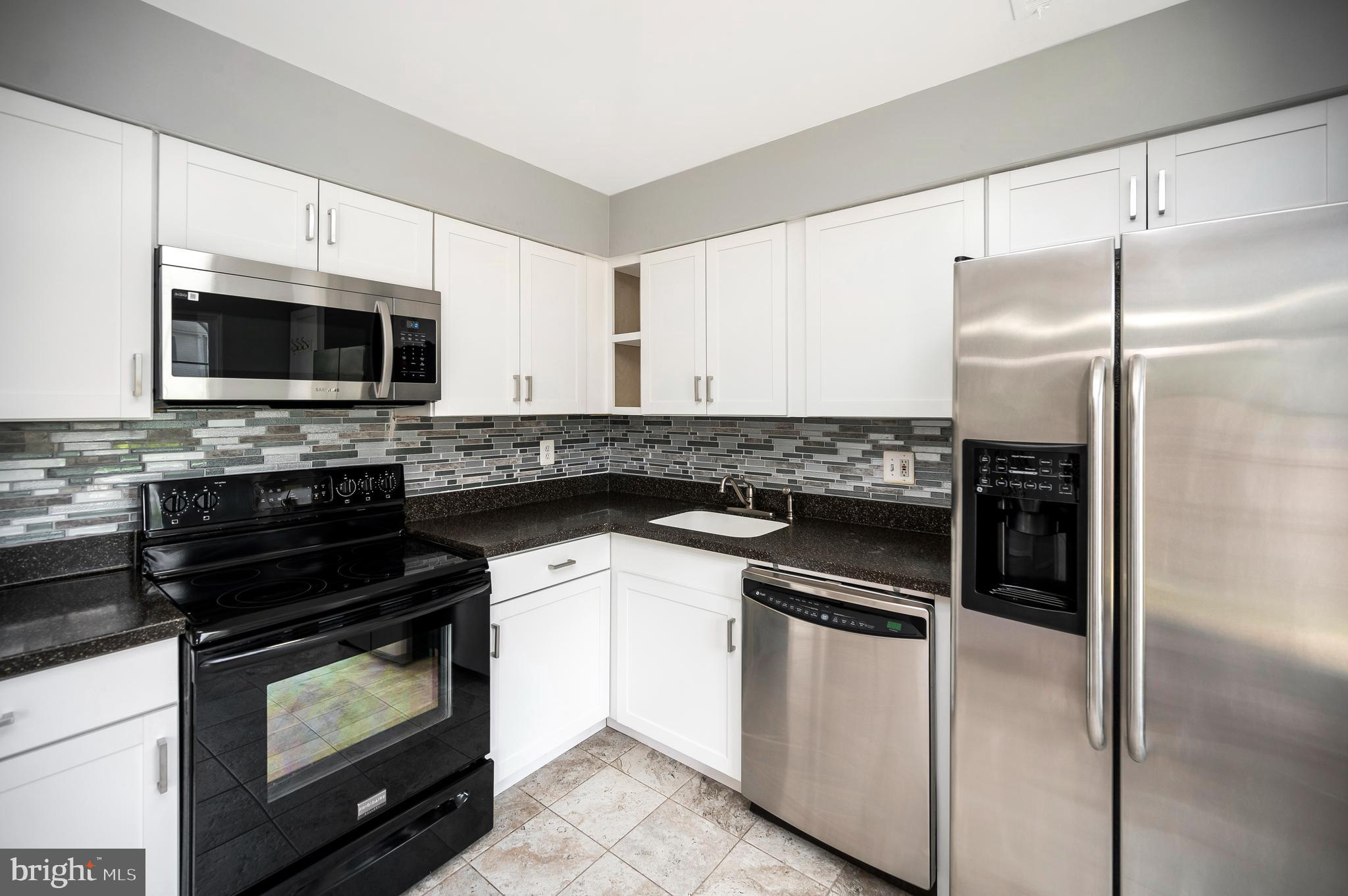 SOUTH COVE - Residential