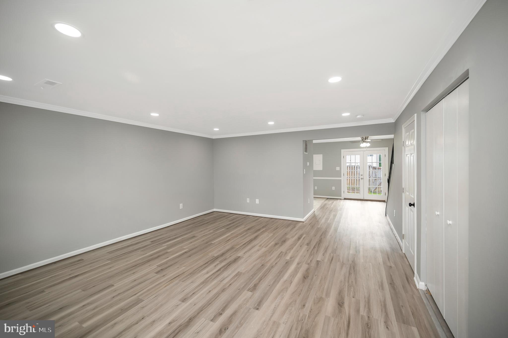 SOUTH COVE - Residential