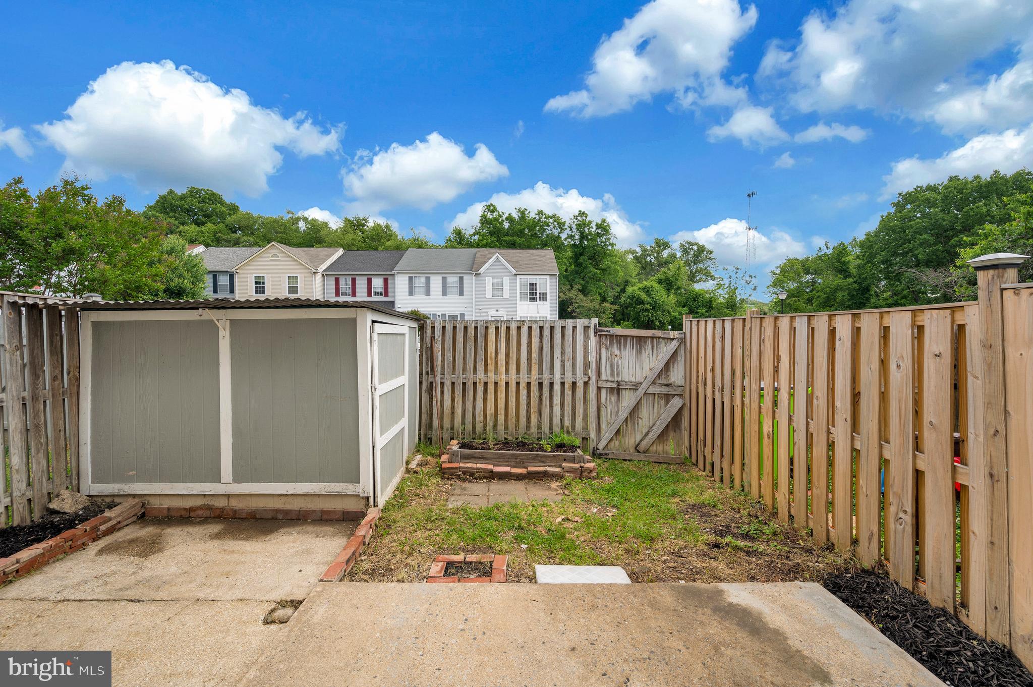 SOUTH COVE - Residential