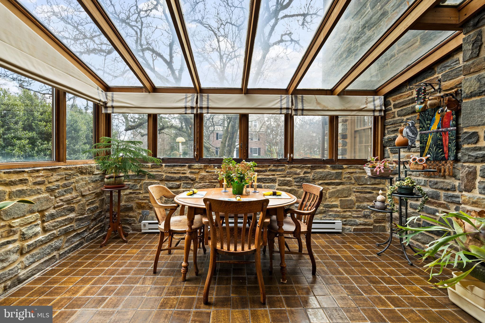 GUILFORD - Residential