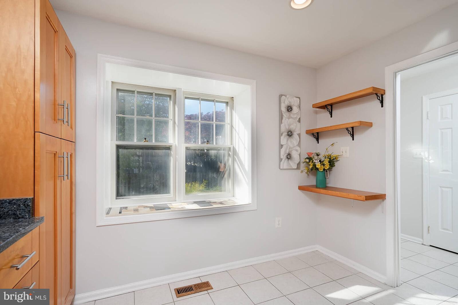 BETHESDA COURT - Residential