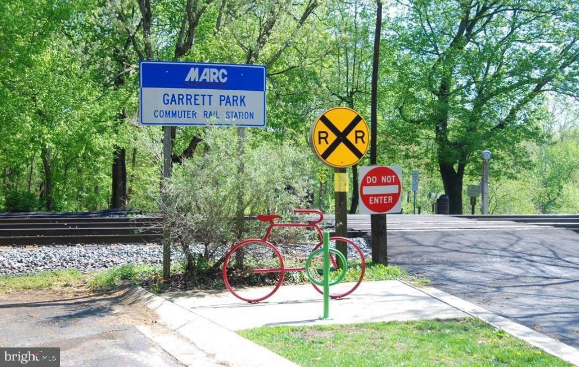 BETHESDA COURT - Residential