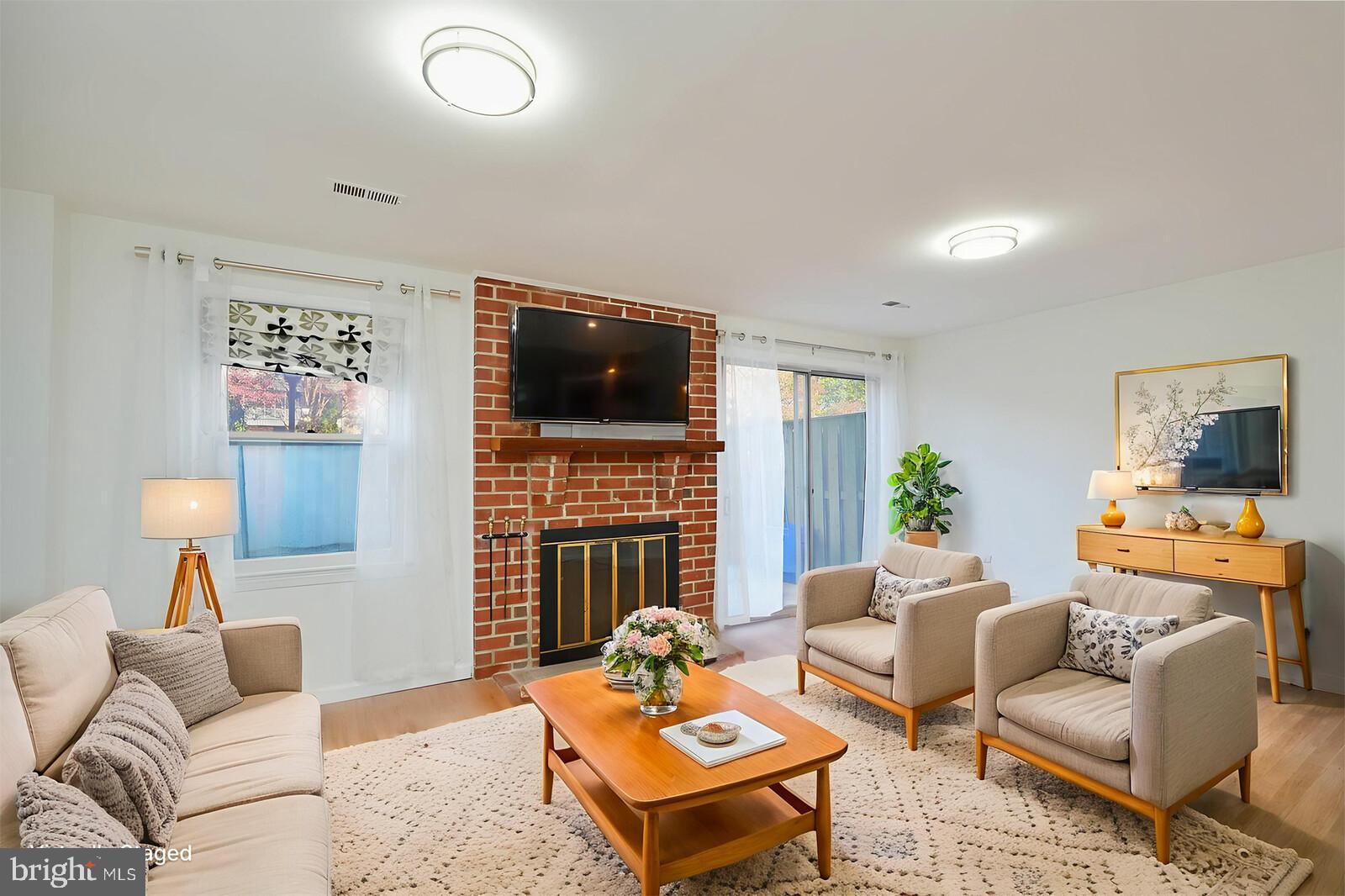 BETHESDA COURT - Residential