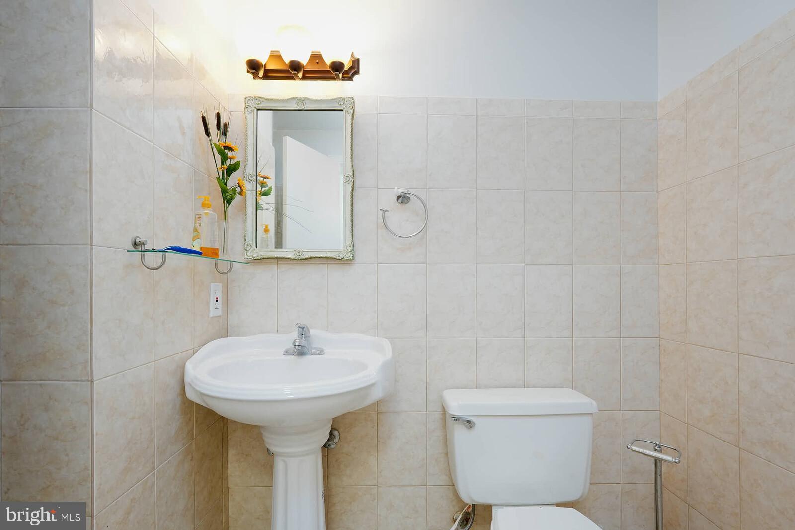 BETHESDA COURT - Residential