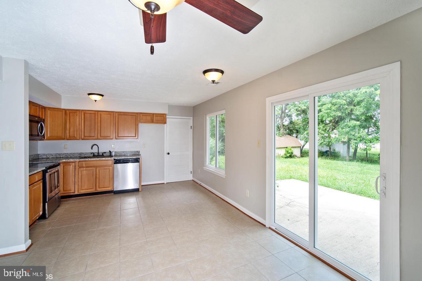 RAMBLING HILLS - Residential