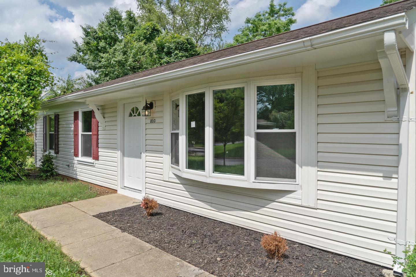 RAMBLING HILLS - Residential