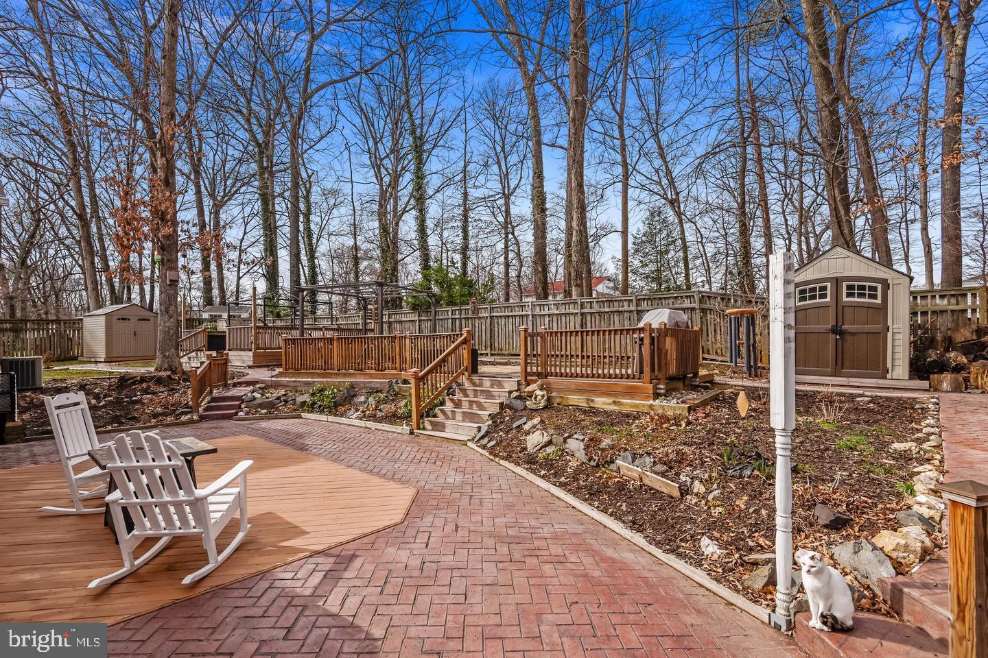 2412 ROCKBRIDGE STREET