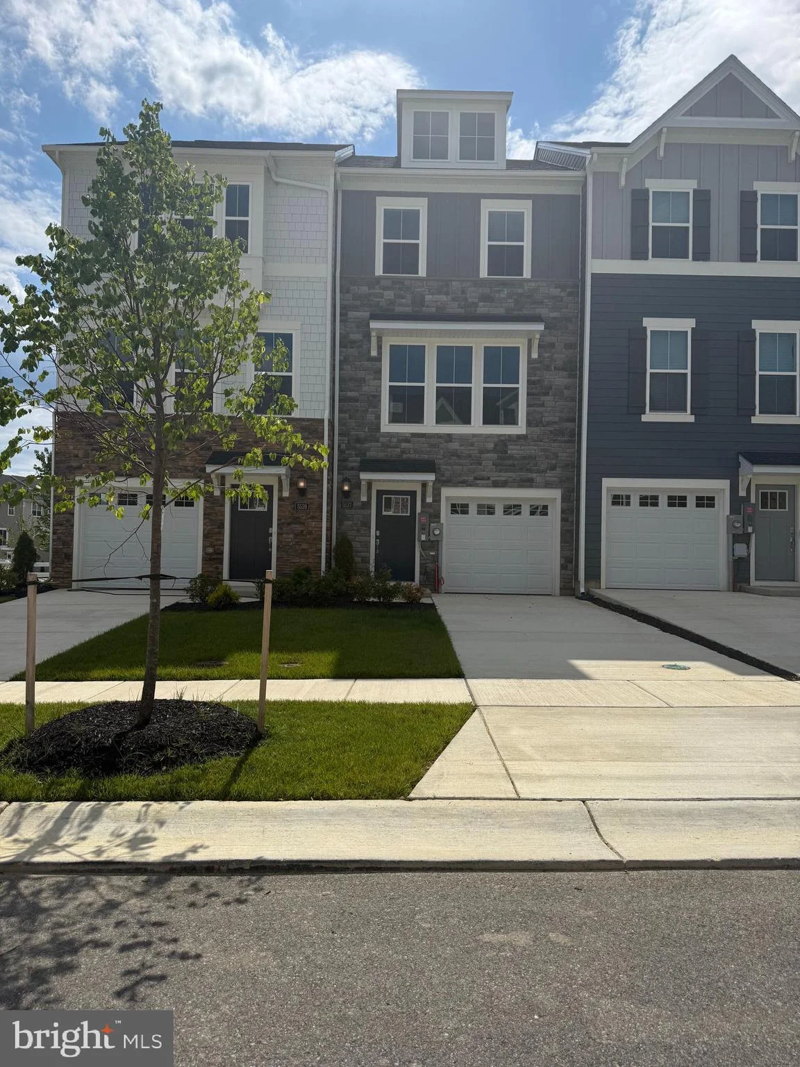 5537 Marksburg Pl Pl