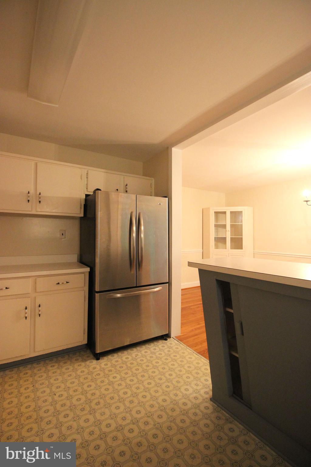 VIENNA WOODS - Residential Lease