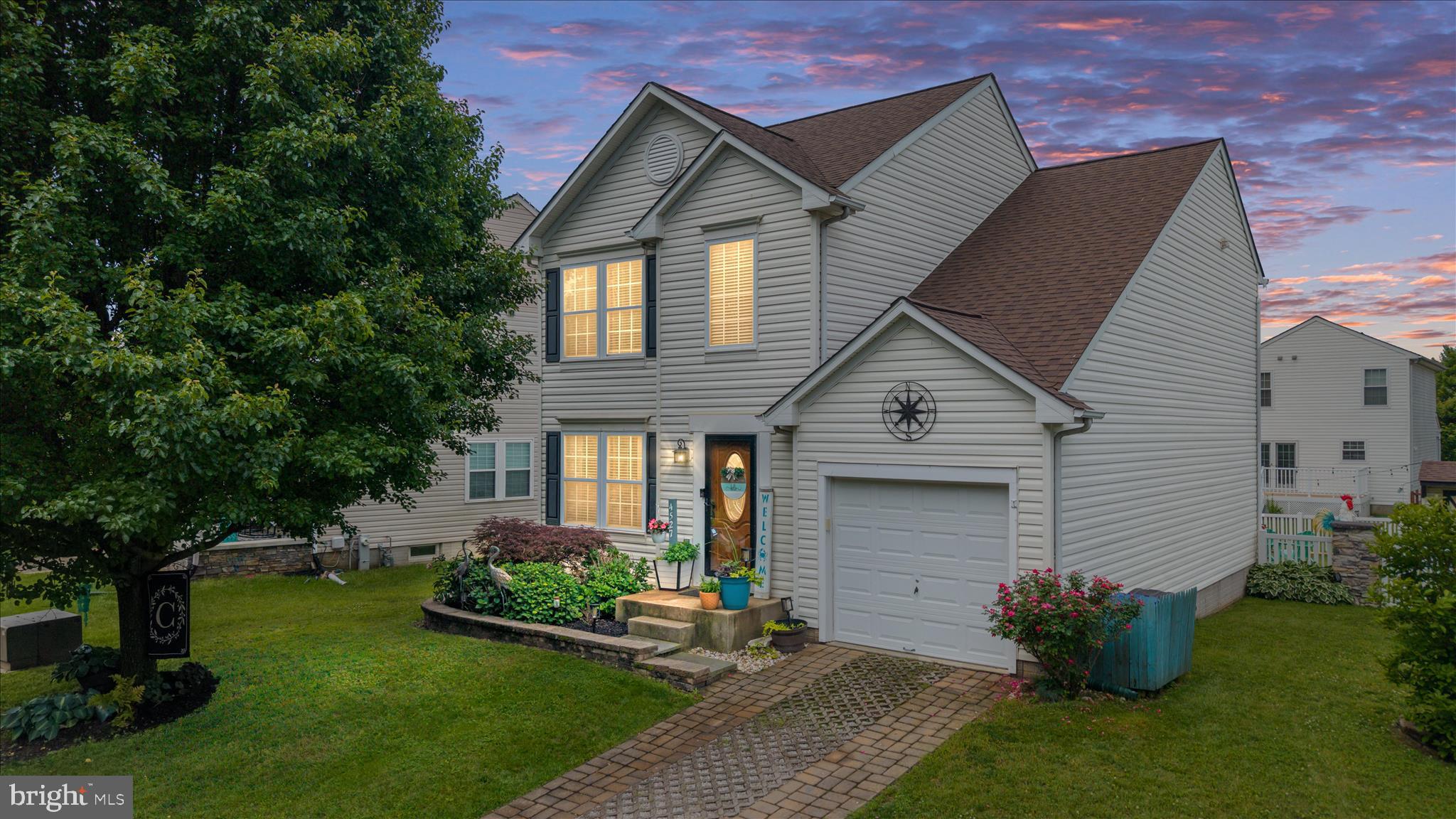 BEACHWOOD ESTATES - Residential