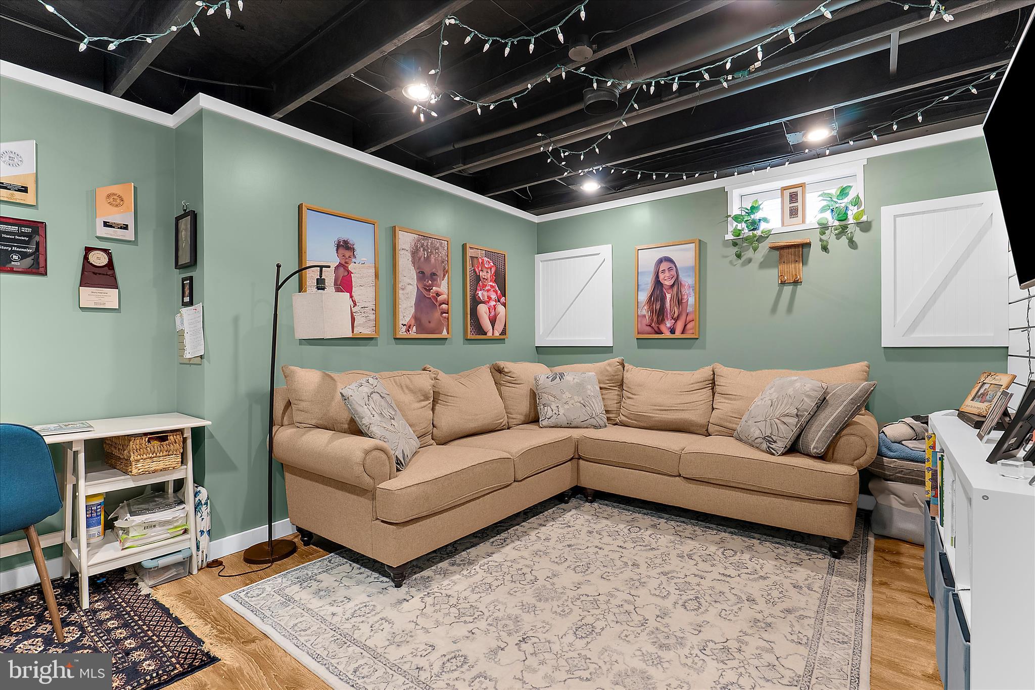 BEACHWOOD ESTATES - Residential