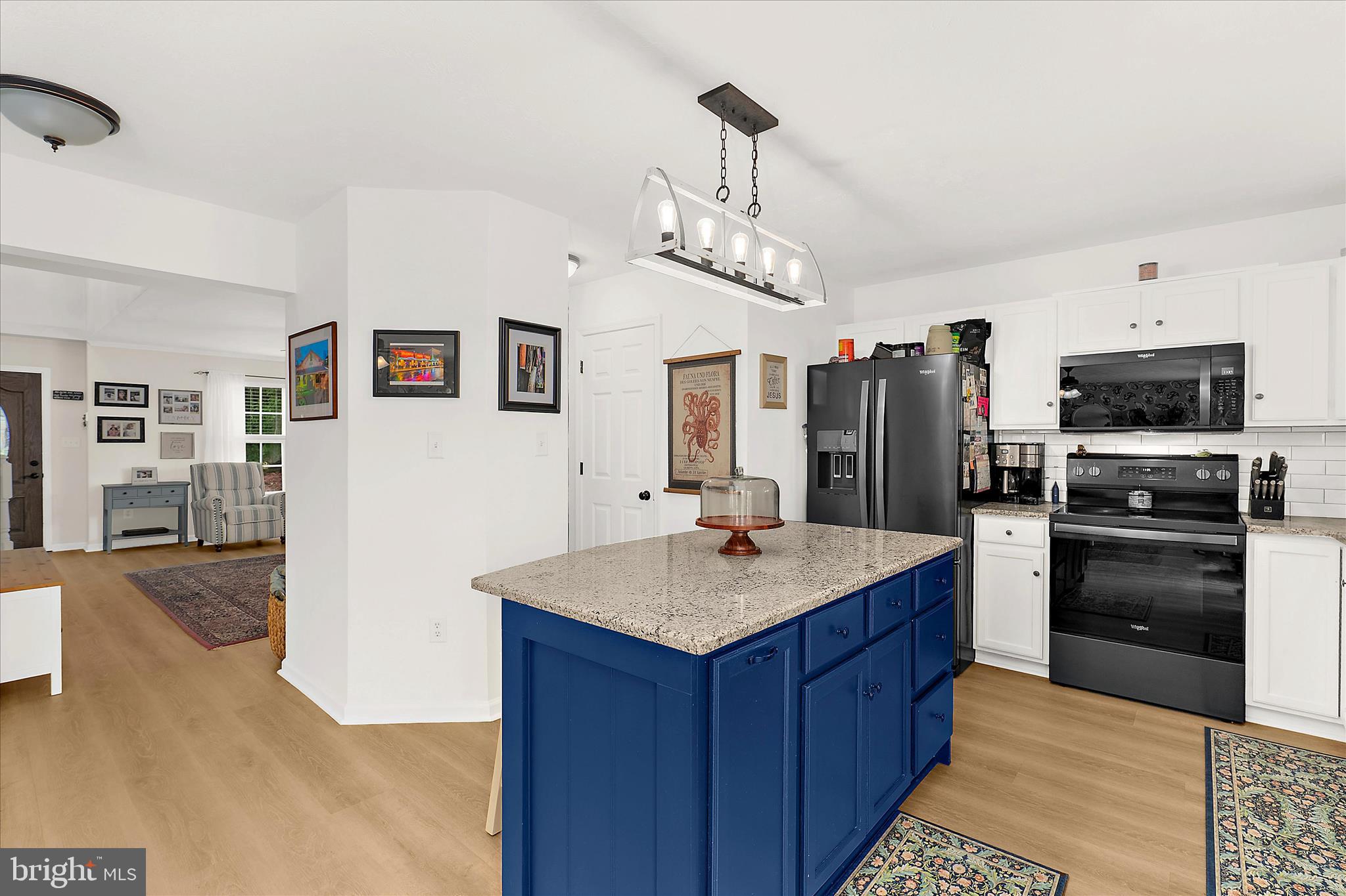BEACHWOOD ESTATES - Residential