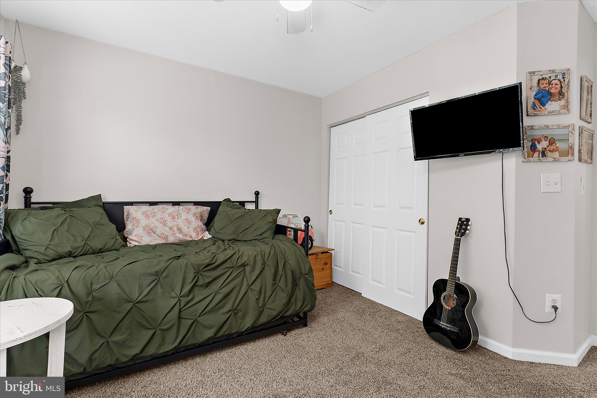 BEACHWOOD ESTATES - Residential
