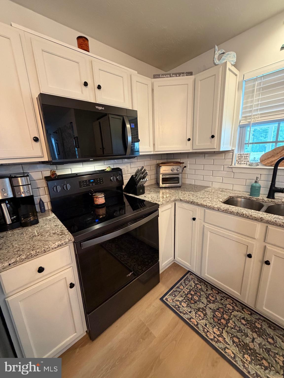 BEACHWOOD ESTATES - Residential