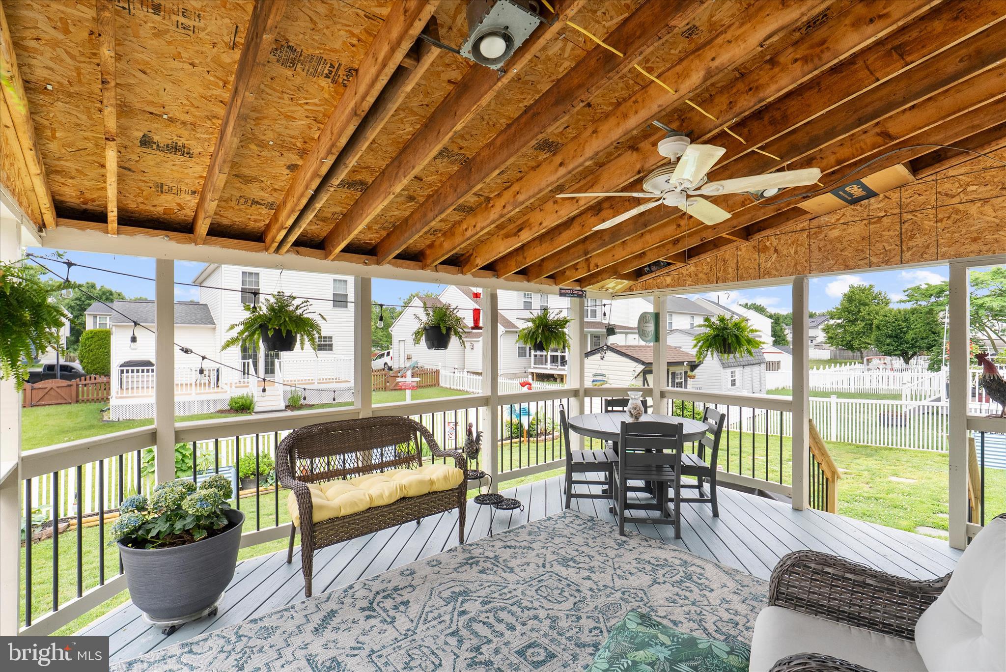 BEACHWOOD ESTATES - Residential