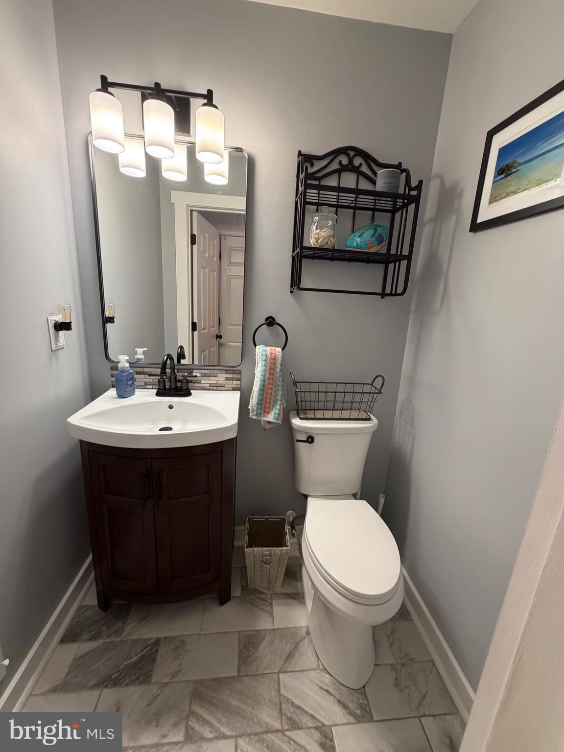 BEACHWOOD ESTATES - Residential