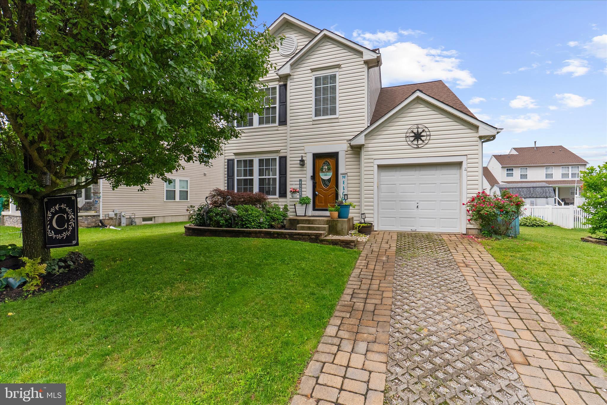 BEACHWOOD ESTATES - Residential