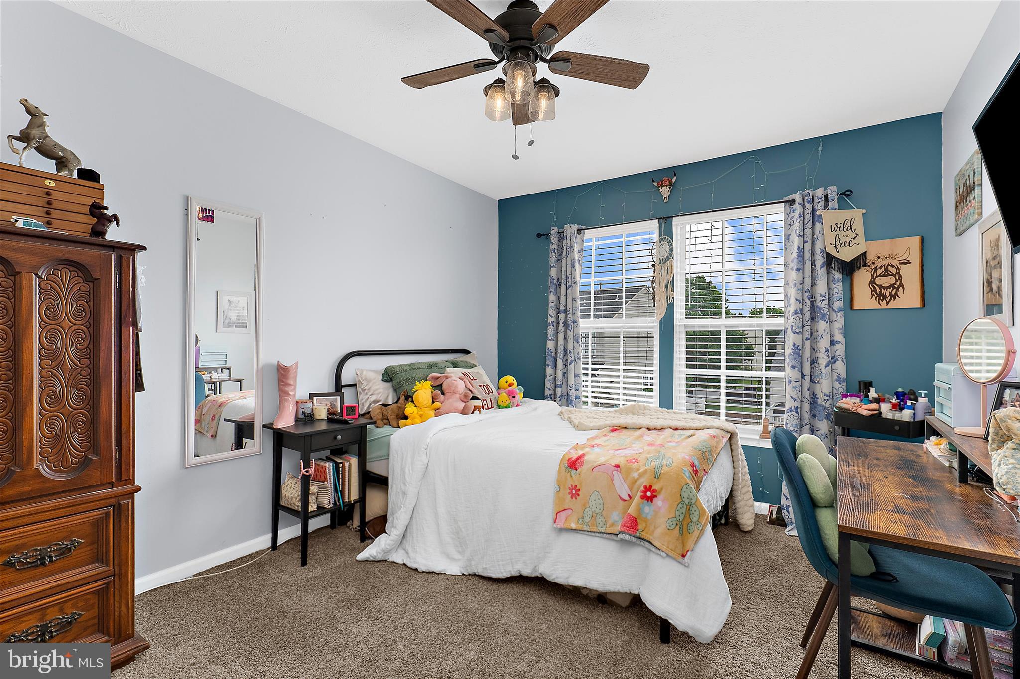 BEACHWOOD ESTATES - Residential