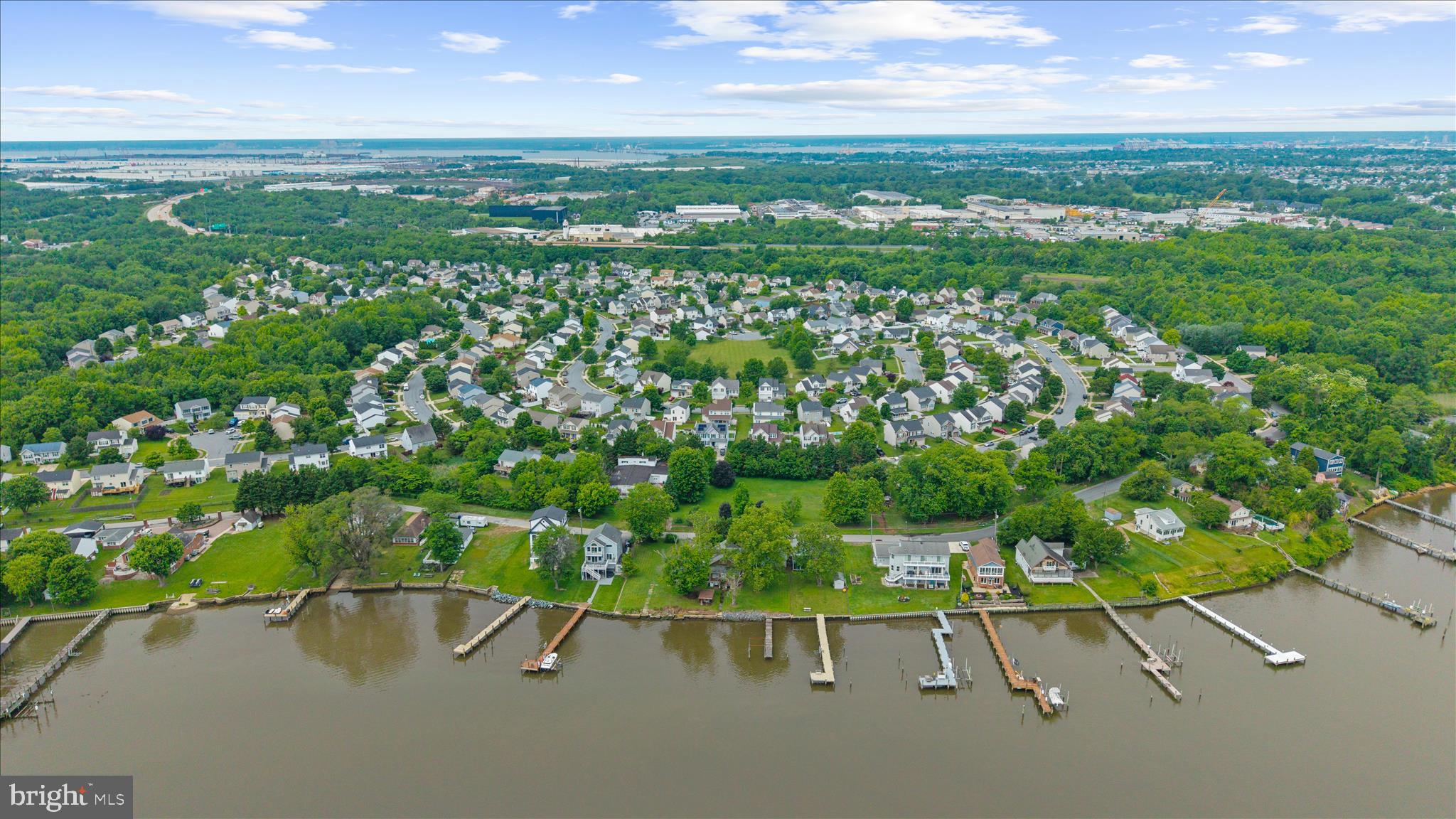 BEACHWOOD ESTATES - Residential