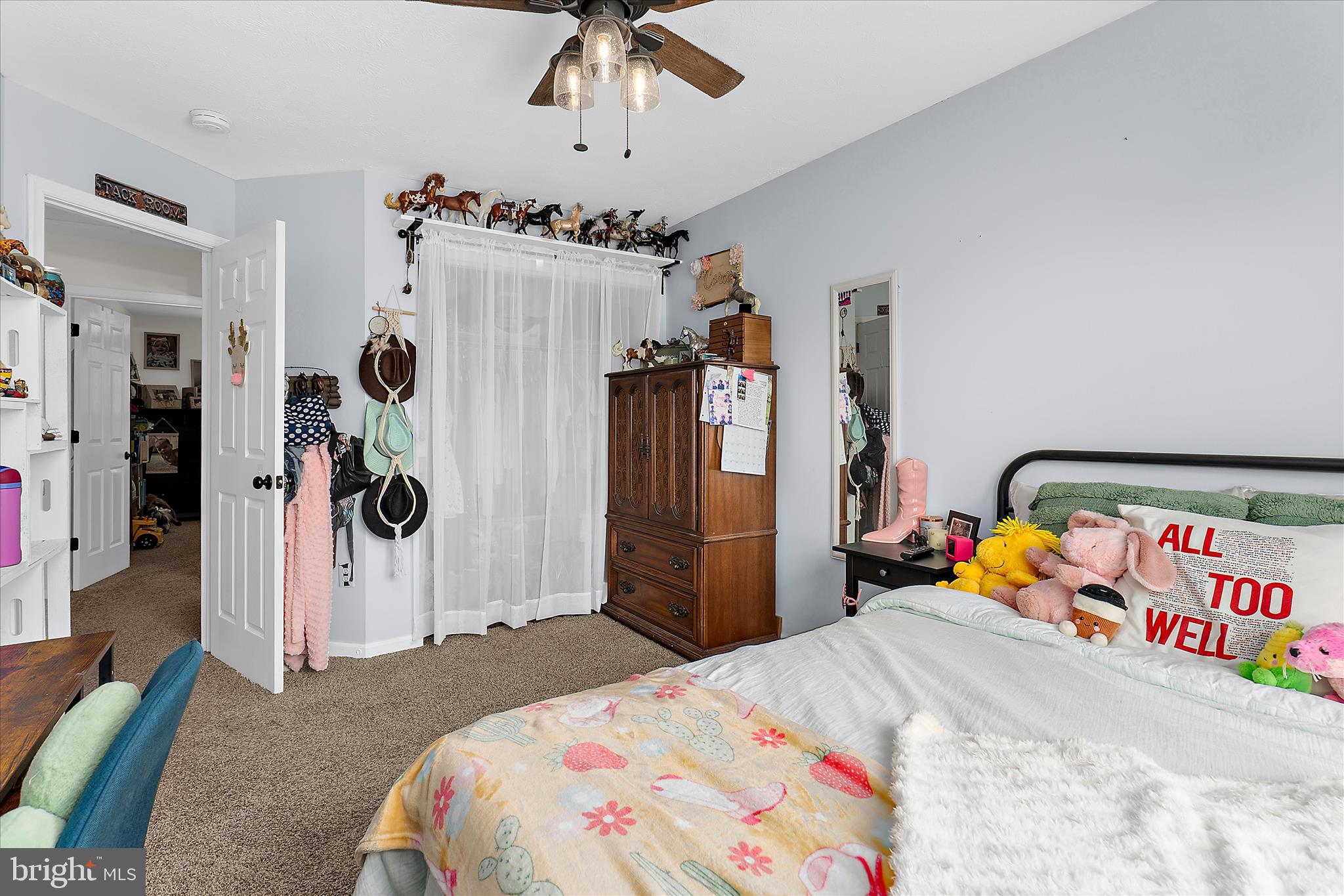 BEACHWOOD ESTATES - Residential