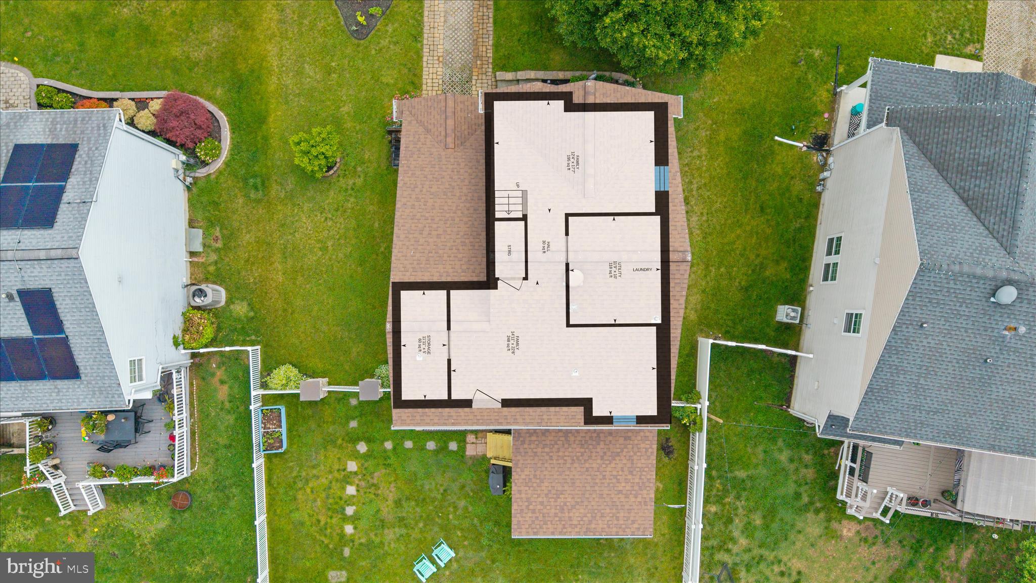 BEACHWOOD ESTATES - Residential