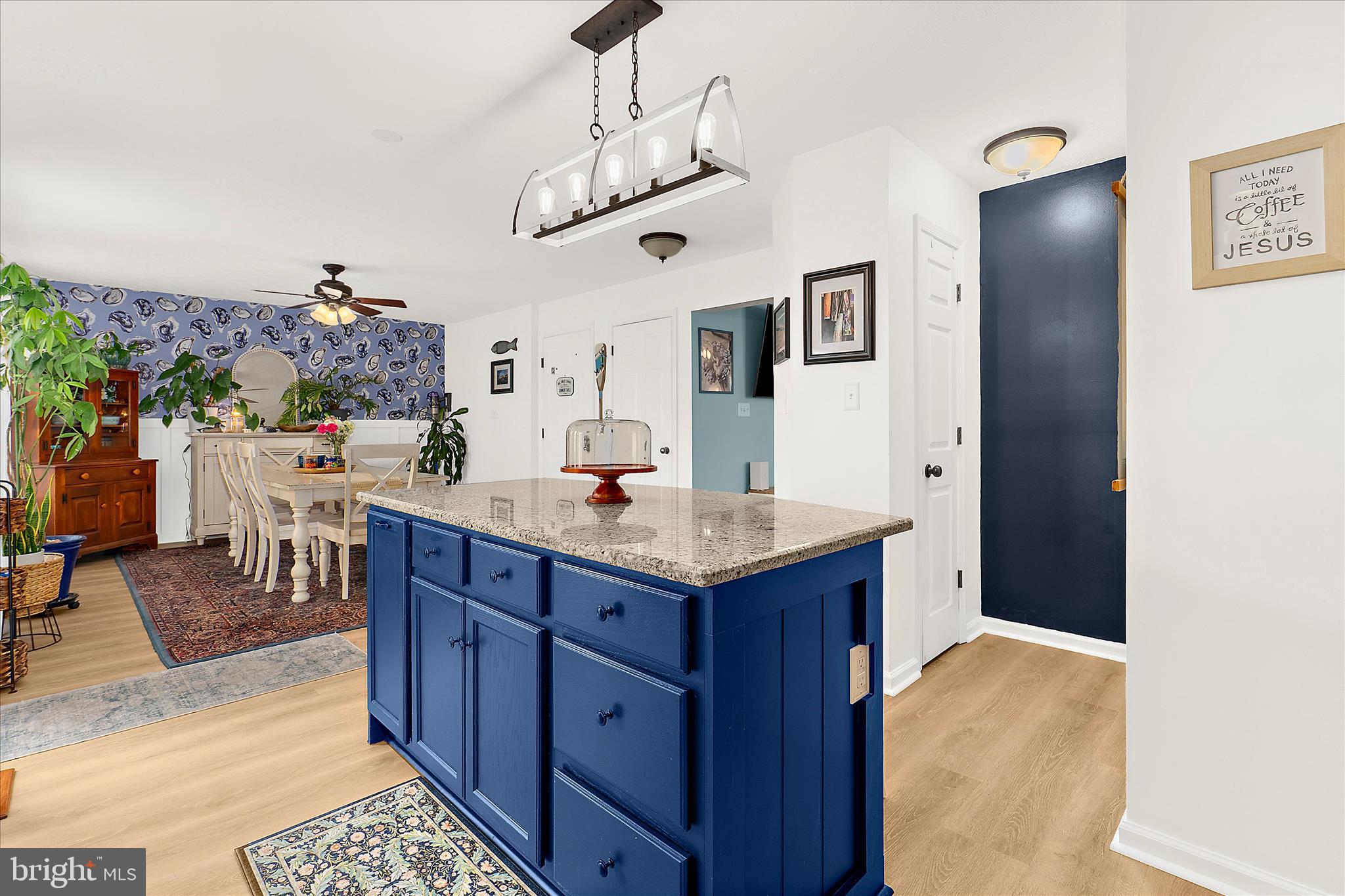 BEACHWOOD ESTATES - Residential