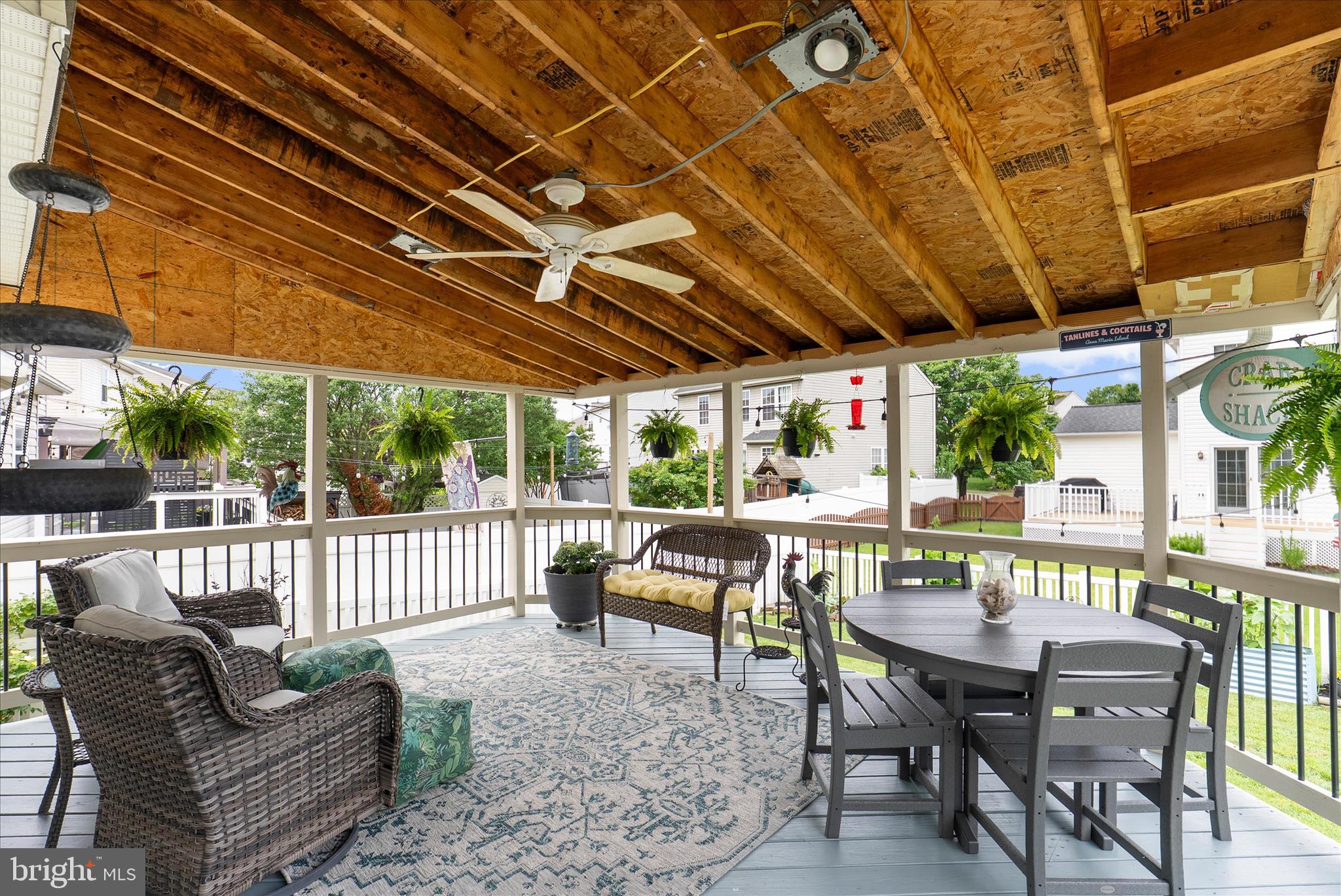 BEACHWOOD ESTATES - Residential