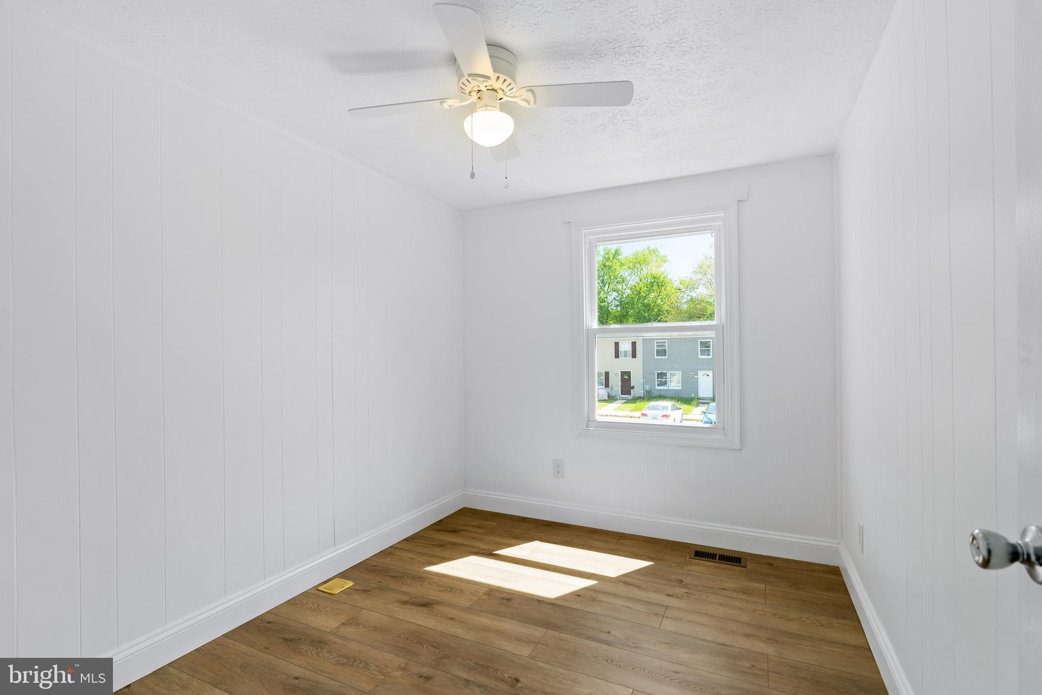 ELKTON TOWNHOUSES - Residential