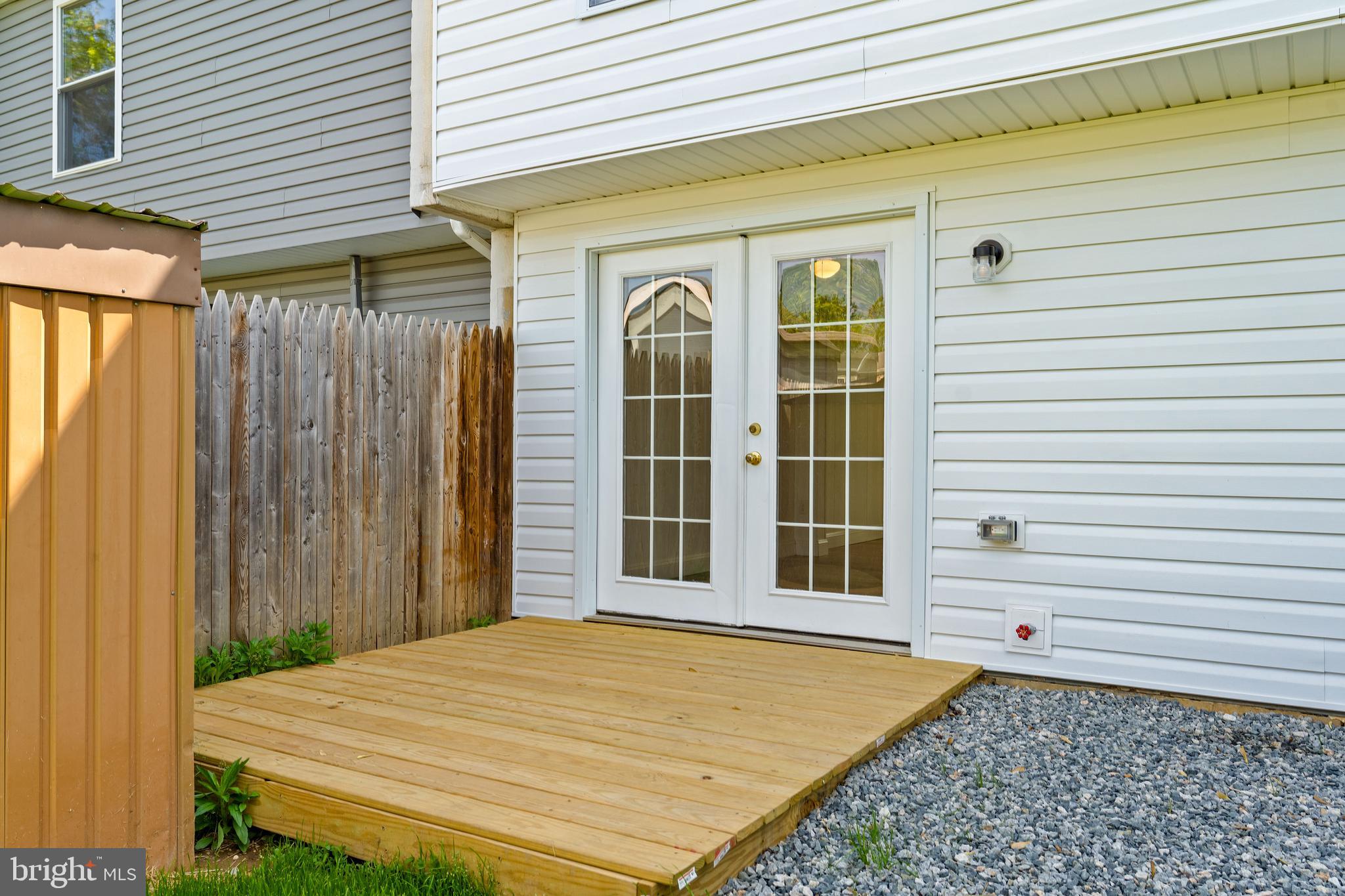 ELKTON TOWNHOUSES - Residential