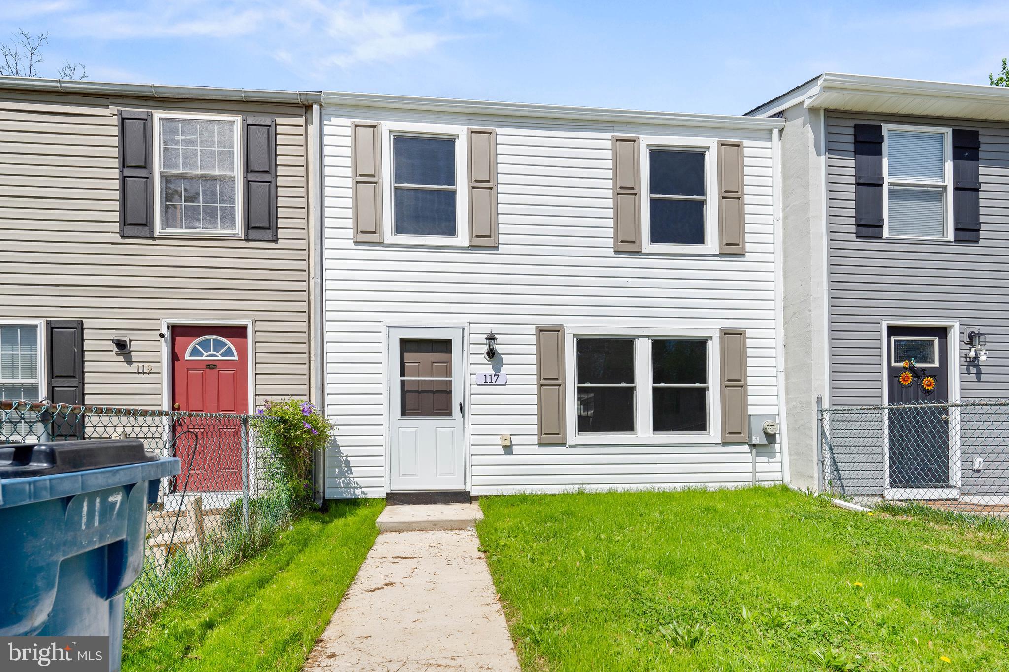 ELKTON TOWNHOUSES - Residential