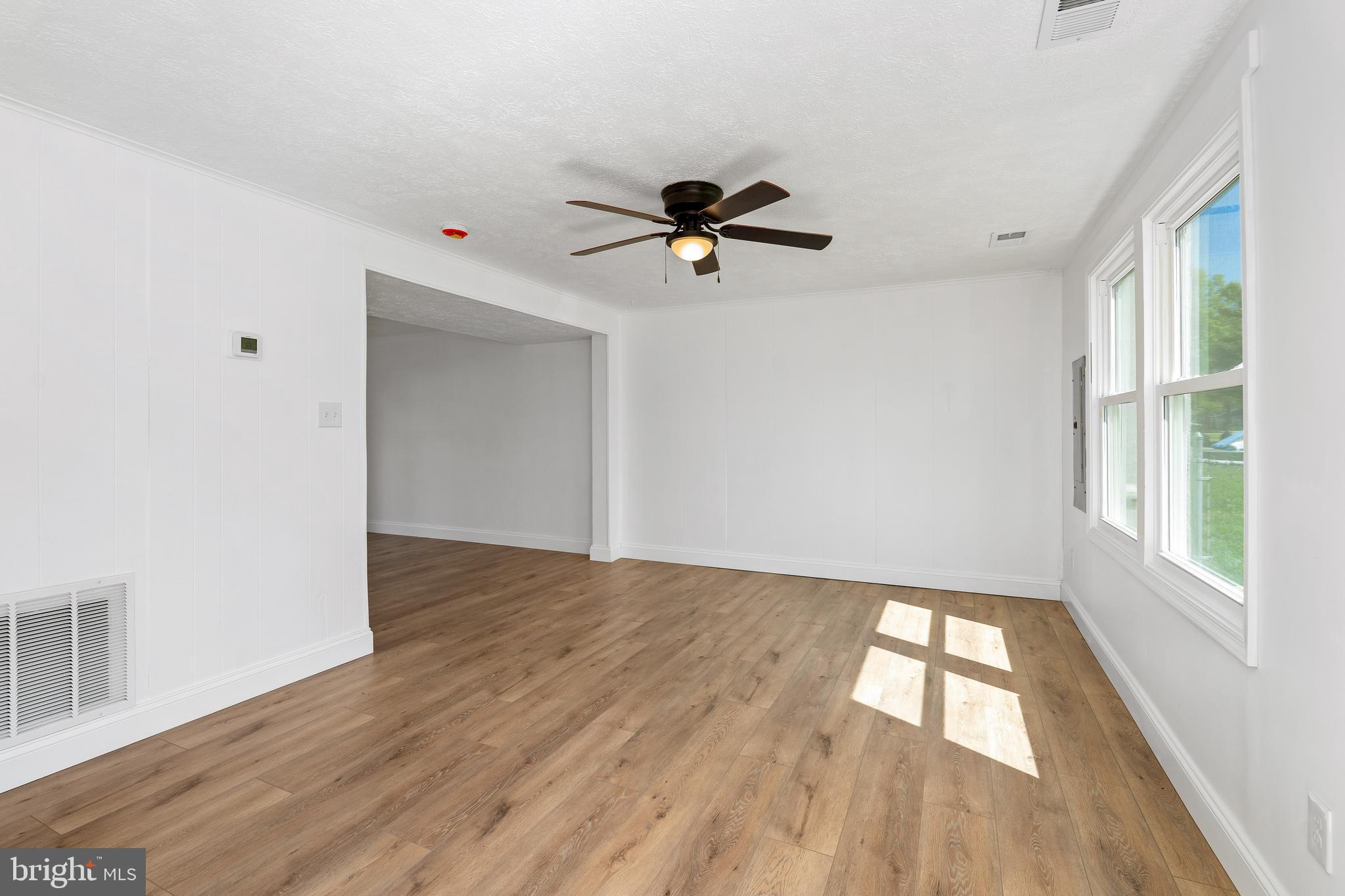 ELKTON TOWNHOUSES - Residential