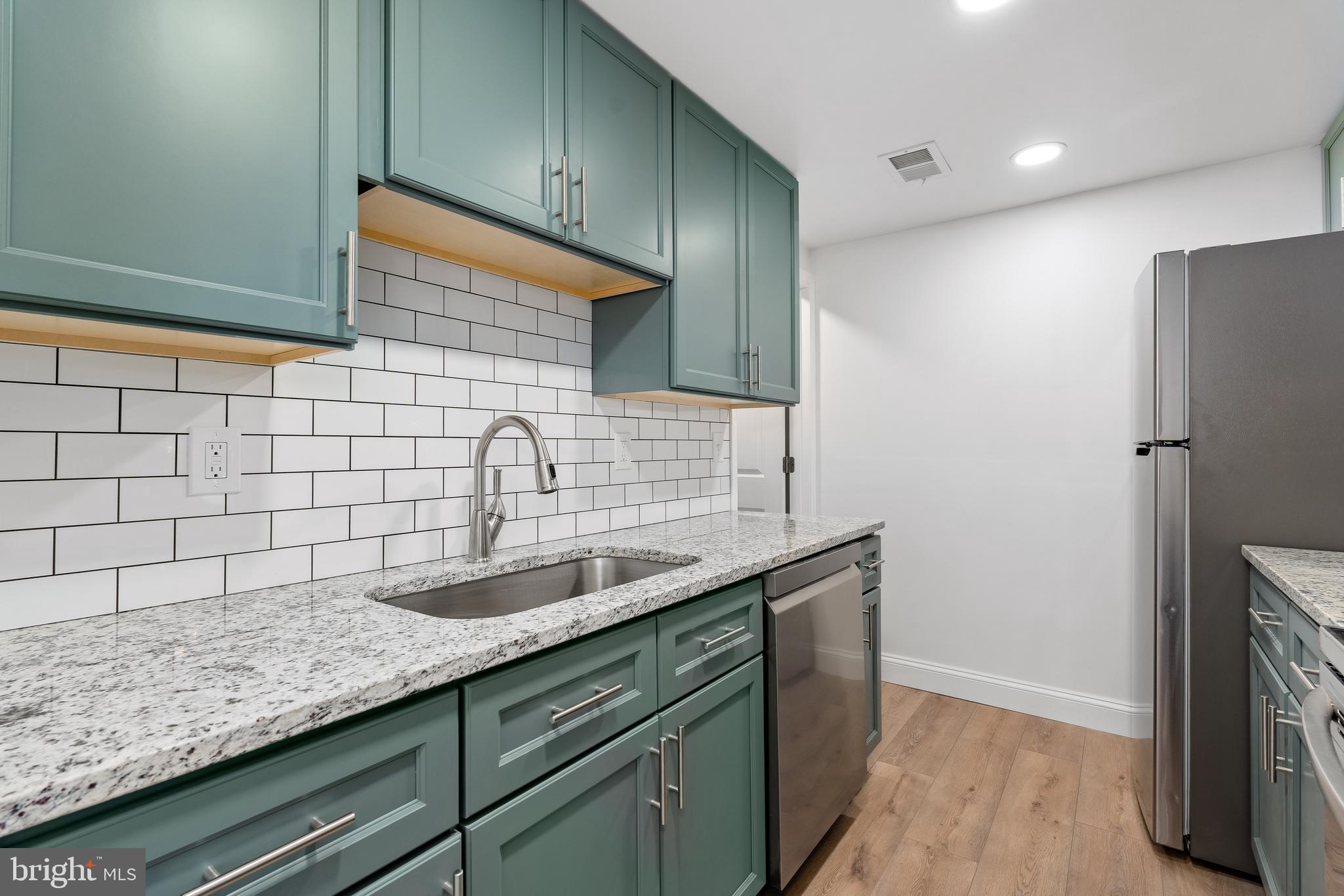 ELKTON TOWNHOUSES - Residential