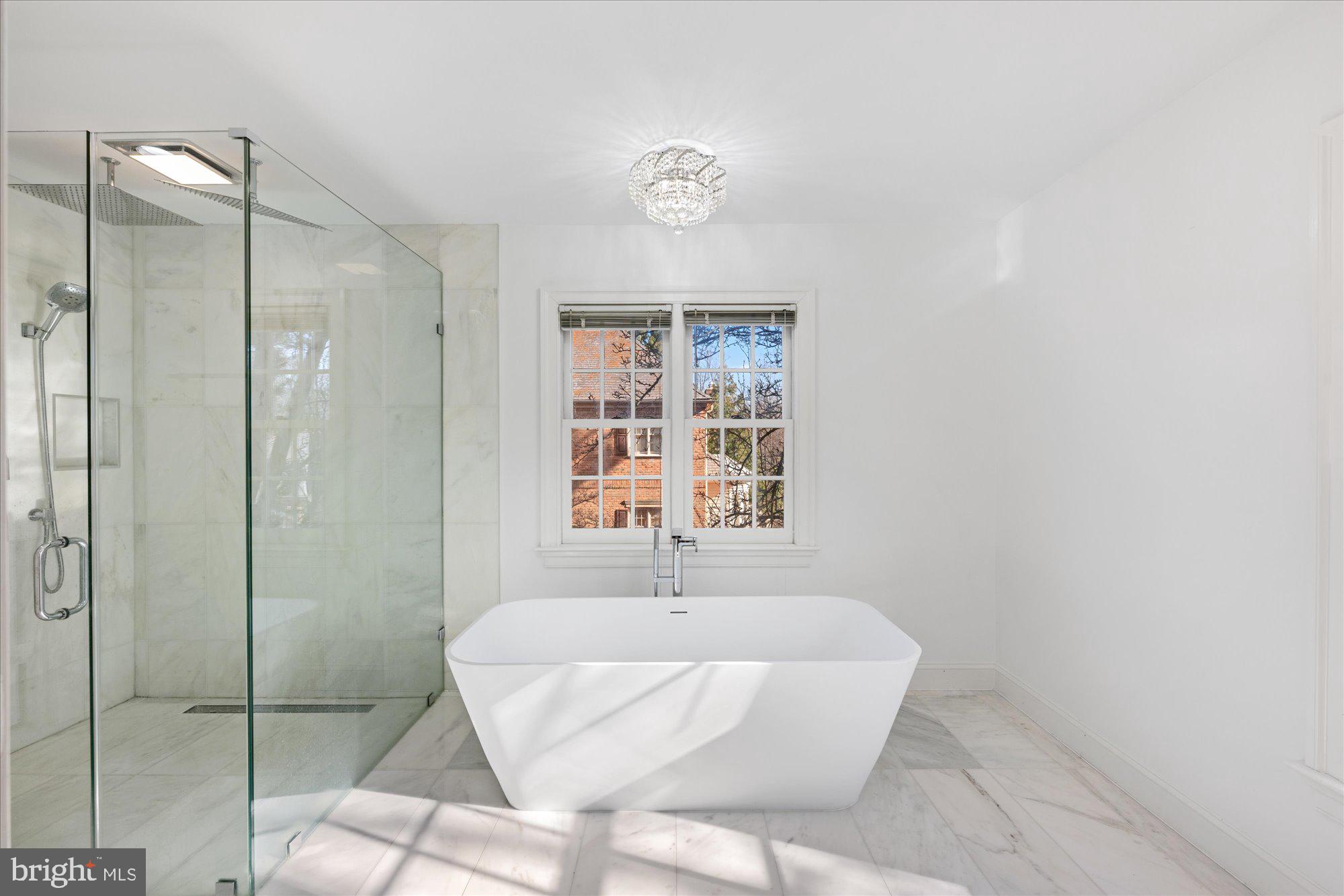 AVENEL - Residential Lease