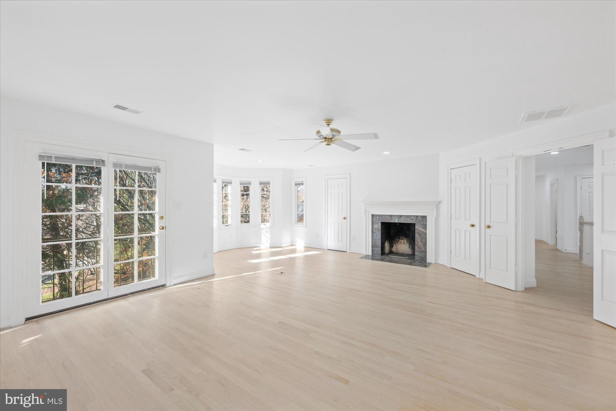 AVENEL - Residential Lease