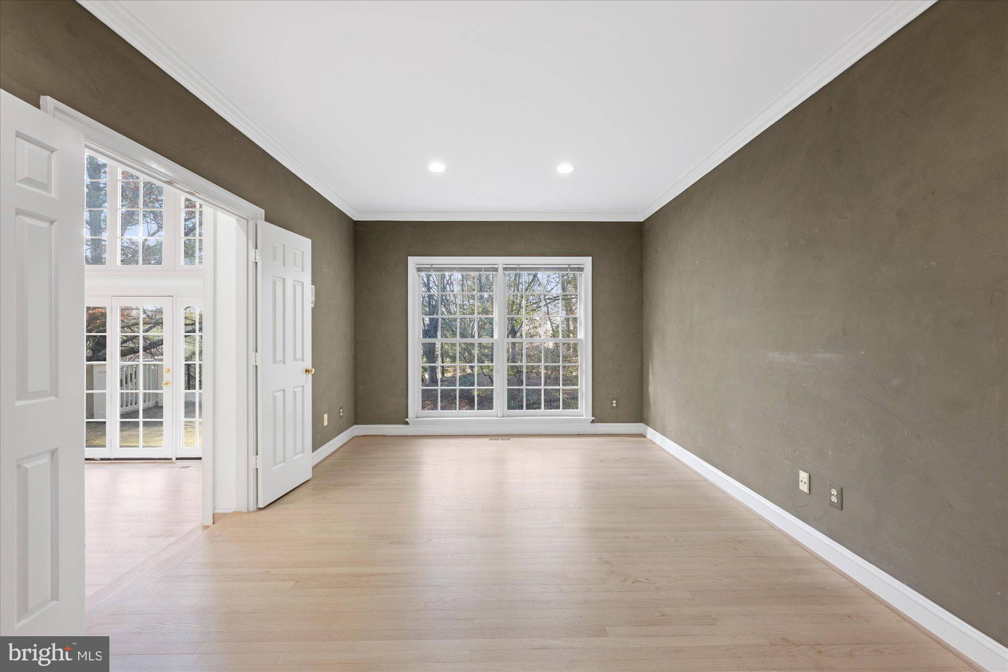 AVENEL - Residential Lease