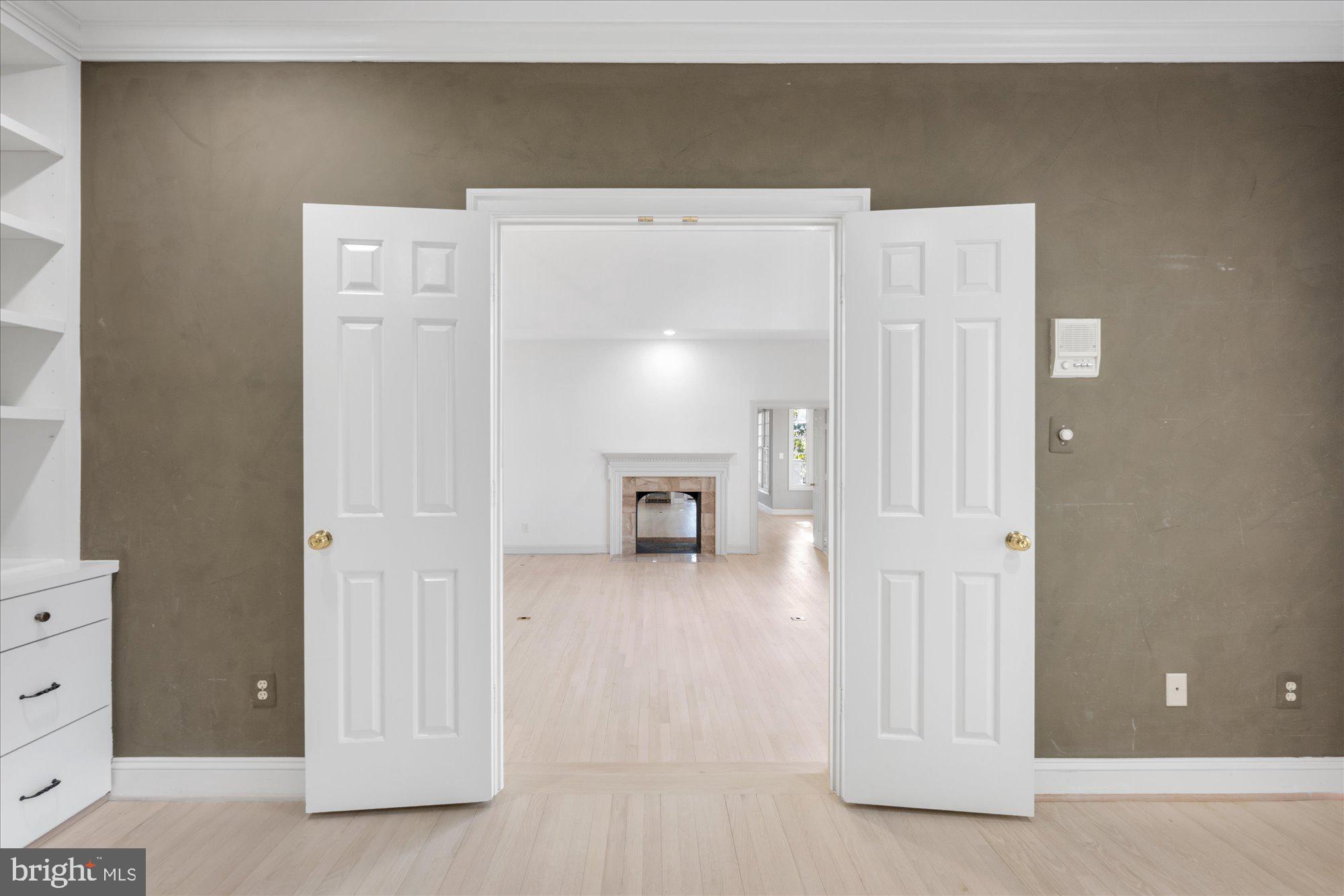 AVENEL - Residential Lease