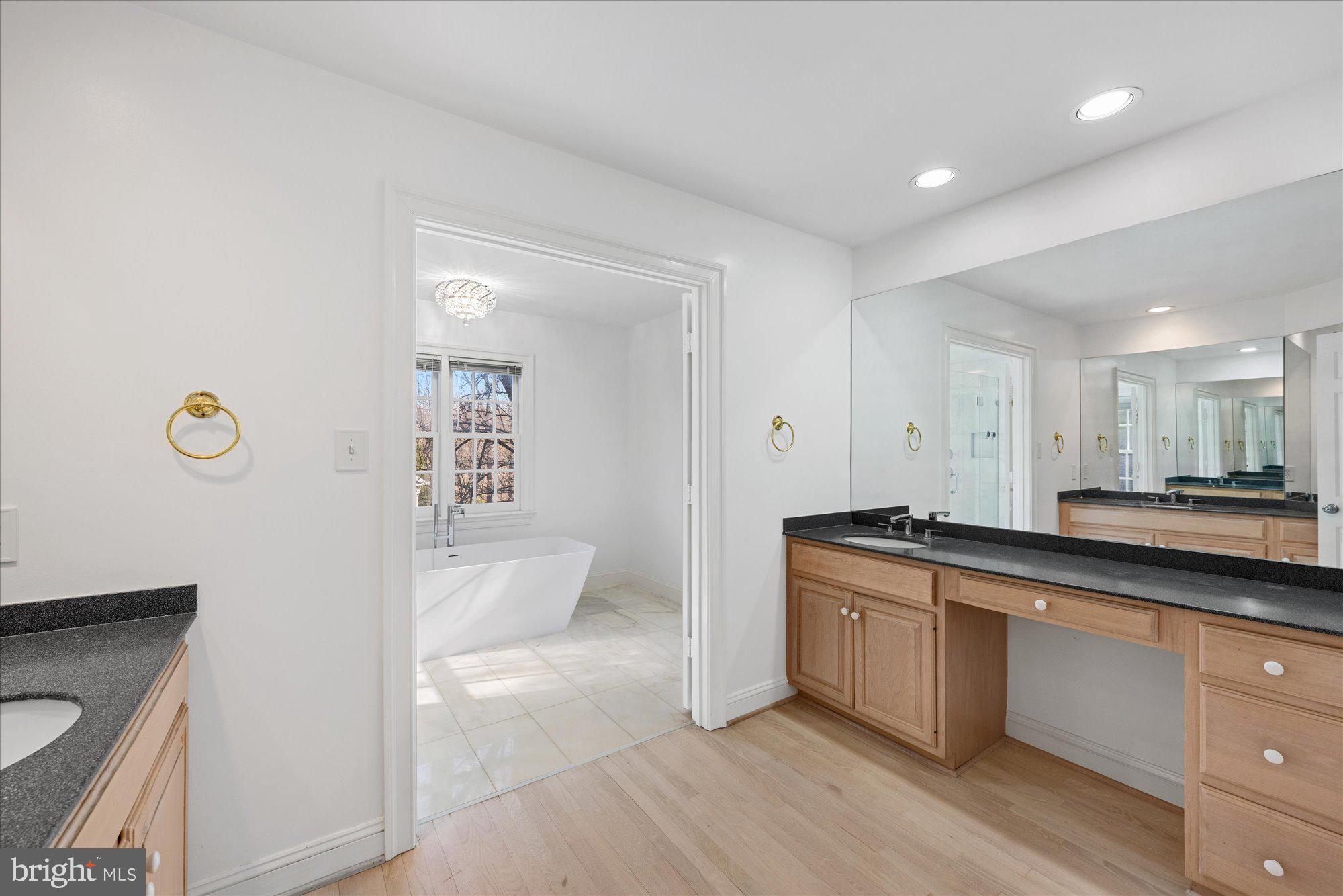 AVENEL - Residential Lease