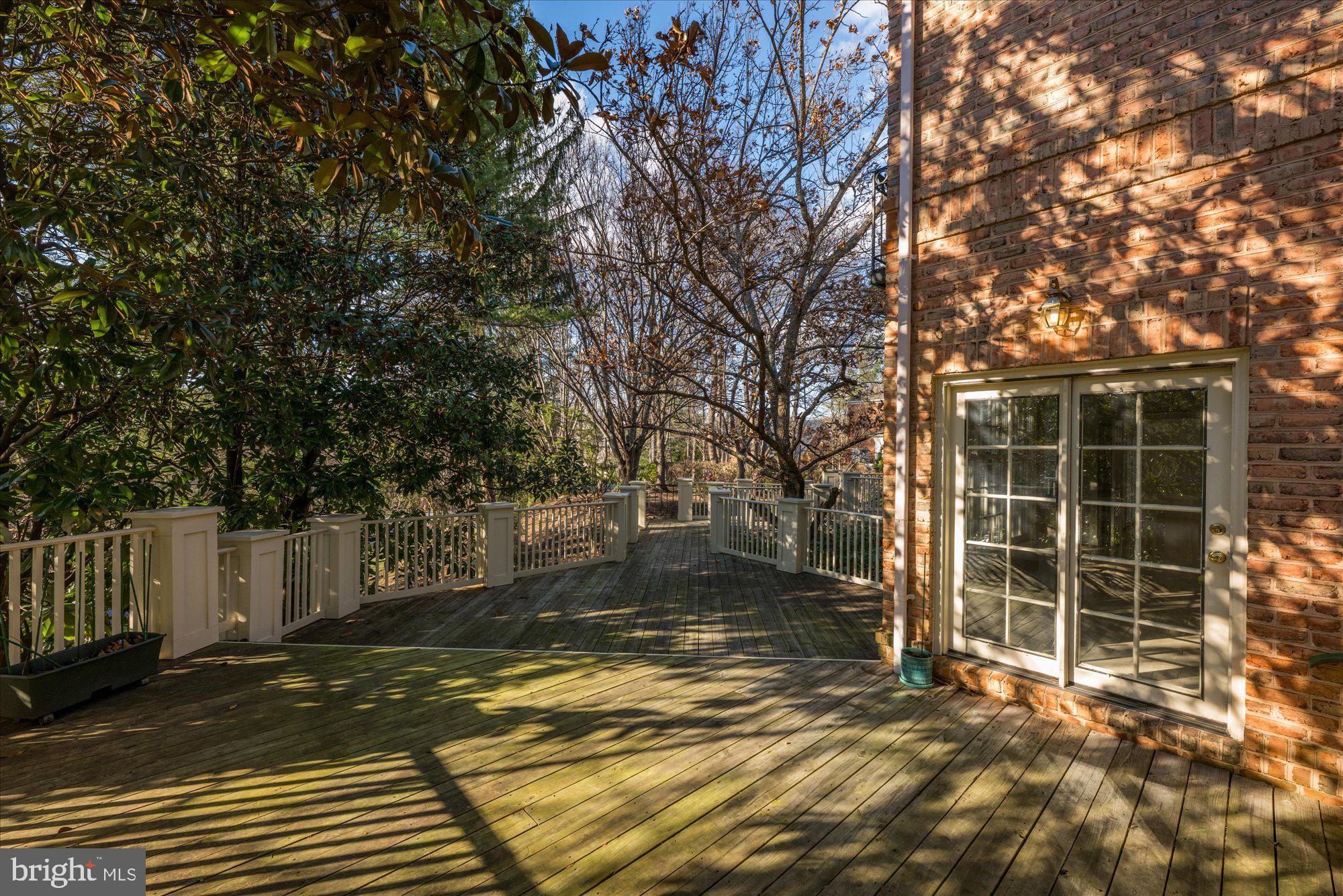 AVENEL - Residential Lease