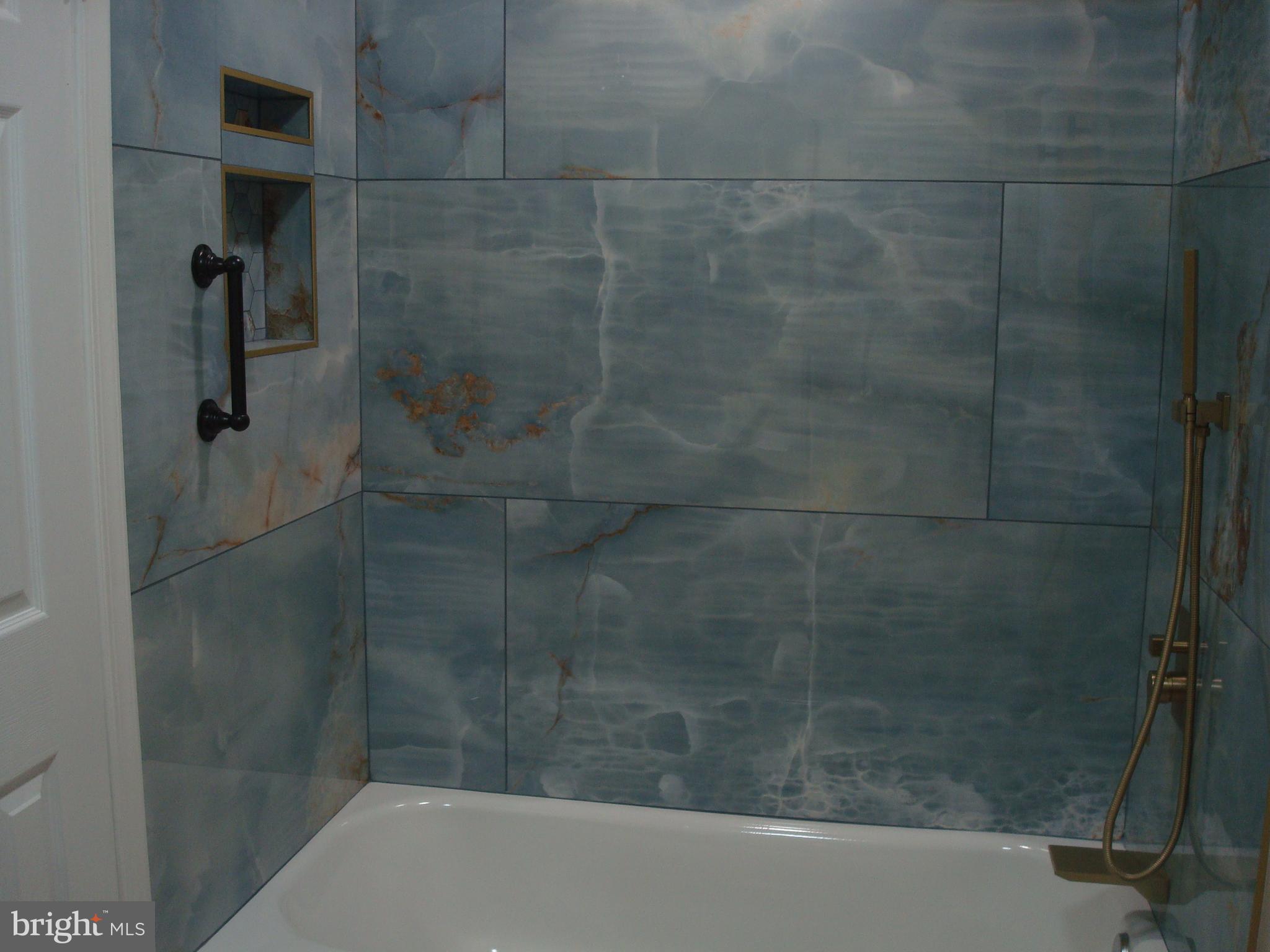 GILMER WOODS - Residential