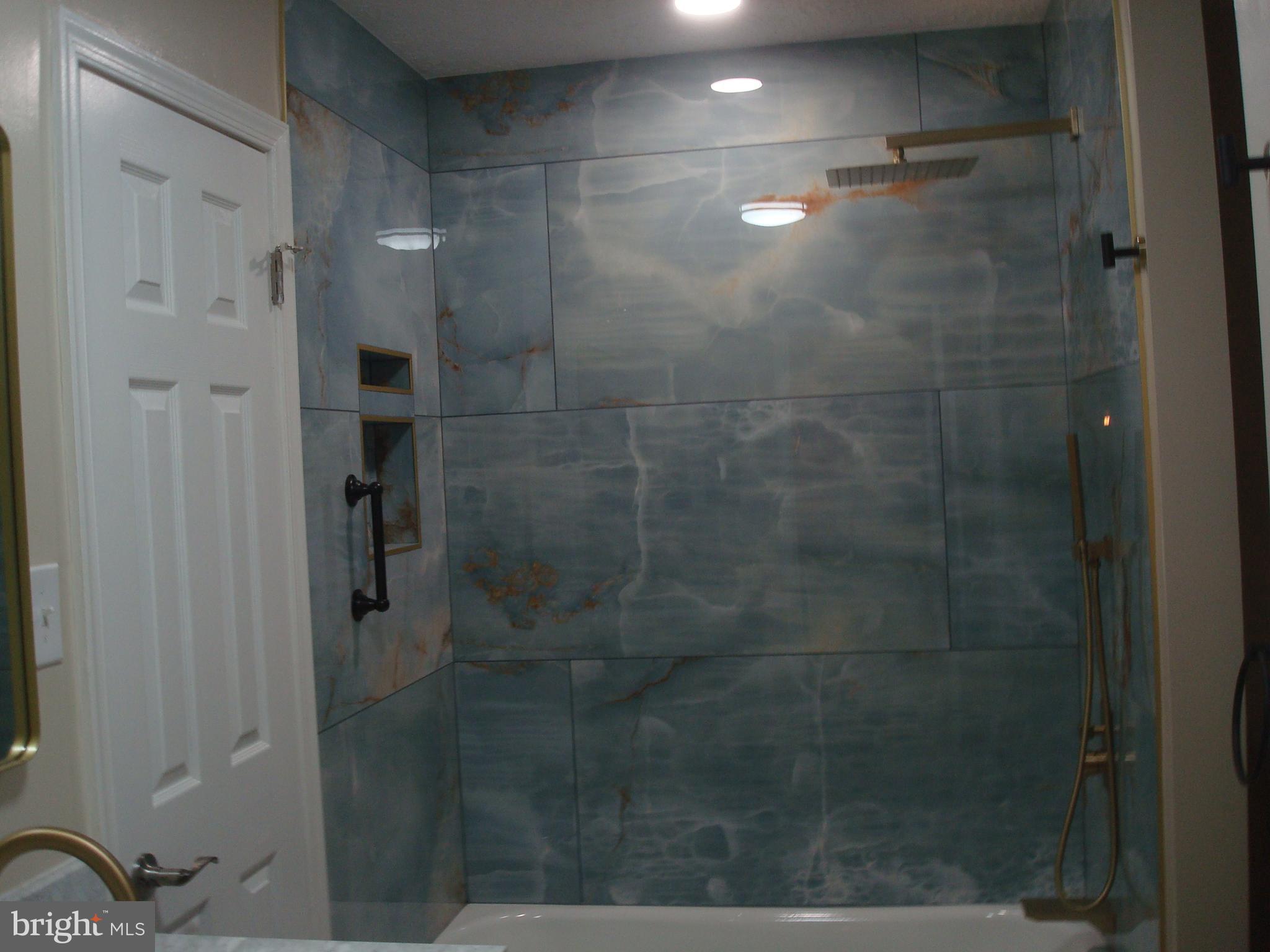 GILMER WOODS - Residential