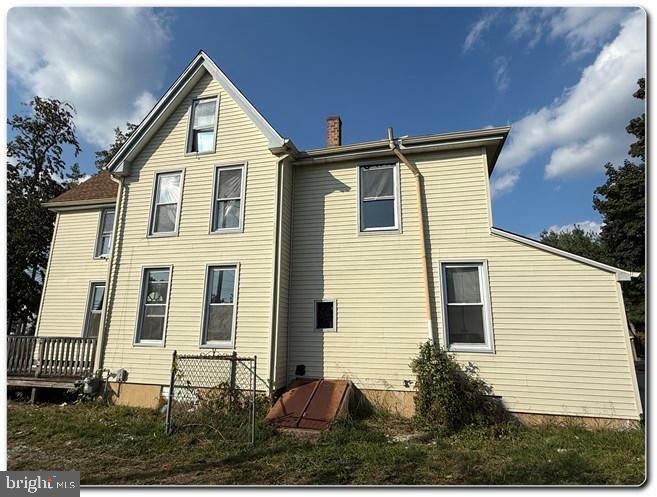 1551 S MAIN ROAD