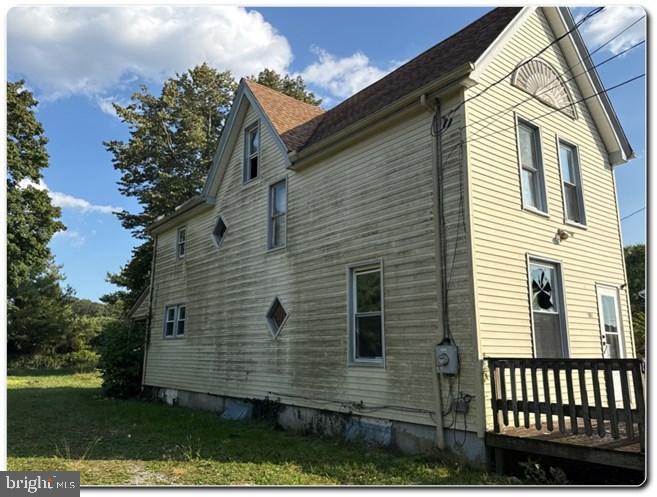 1551 S MAIN ROAD