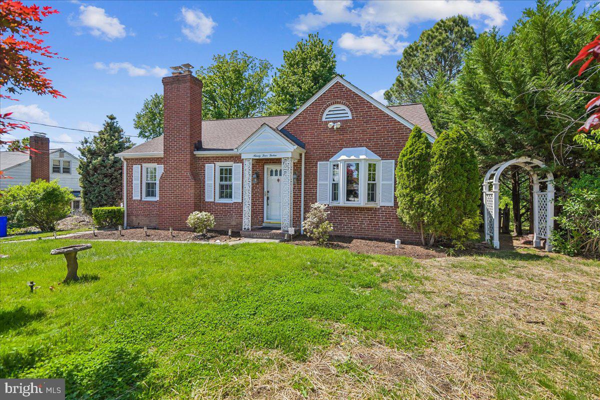 DARNALL MANOR - Residential
