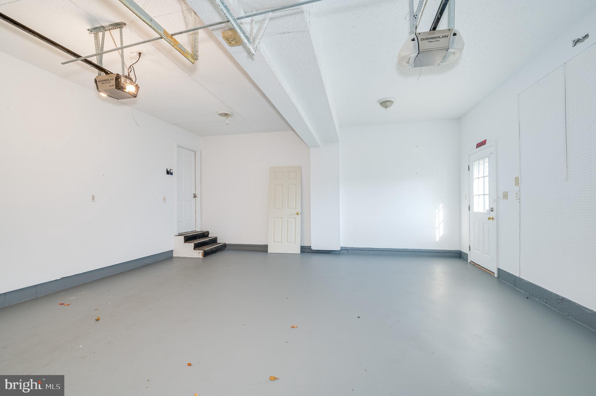 SUMMER HILL - Residential