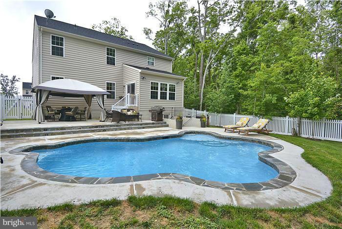 MERRIMONT TRACE - Residential