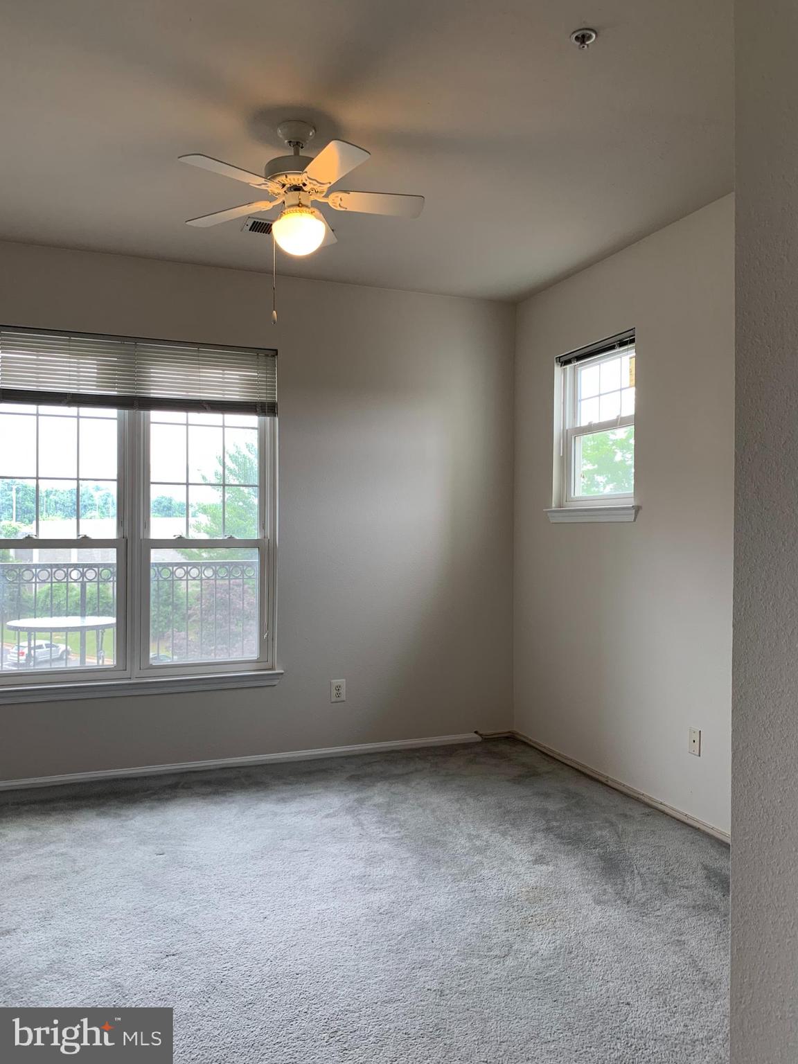 GATES OF MCLEAN - Residential Lease